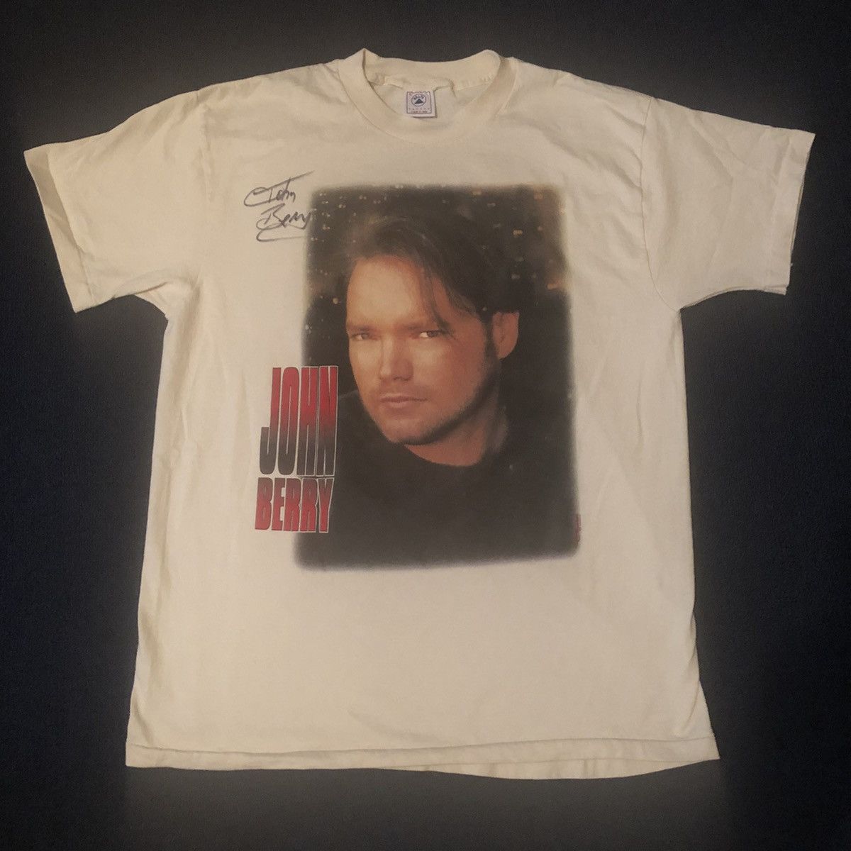 Band Tees Vintage John Berry Standing on the Edge Country Signed Tee Size US L / EU 52-54 / 3 - 2 Thumbnail