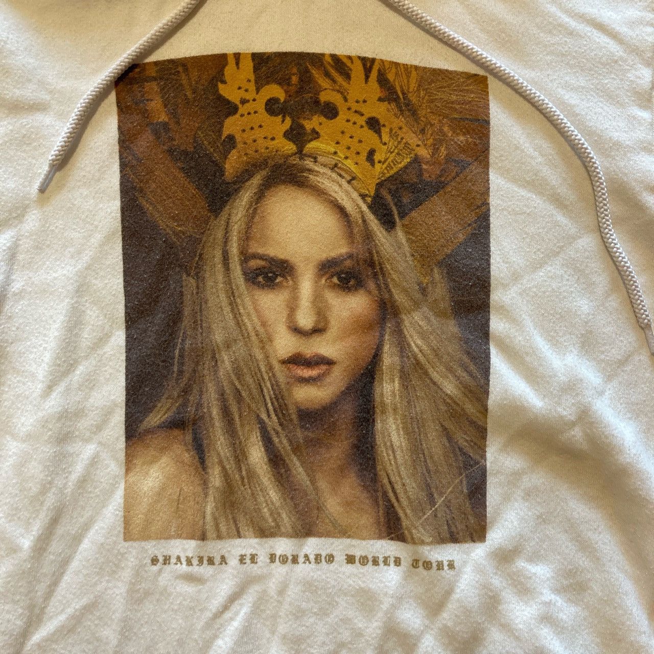 Vintage Vintage y2k Shakira world tour hoodie Size US S / EU 44-46 / 1 - 2 Thumbnail