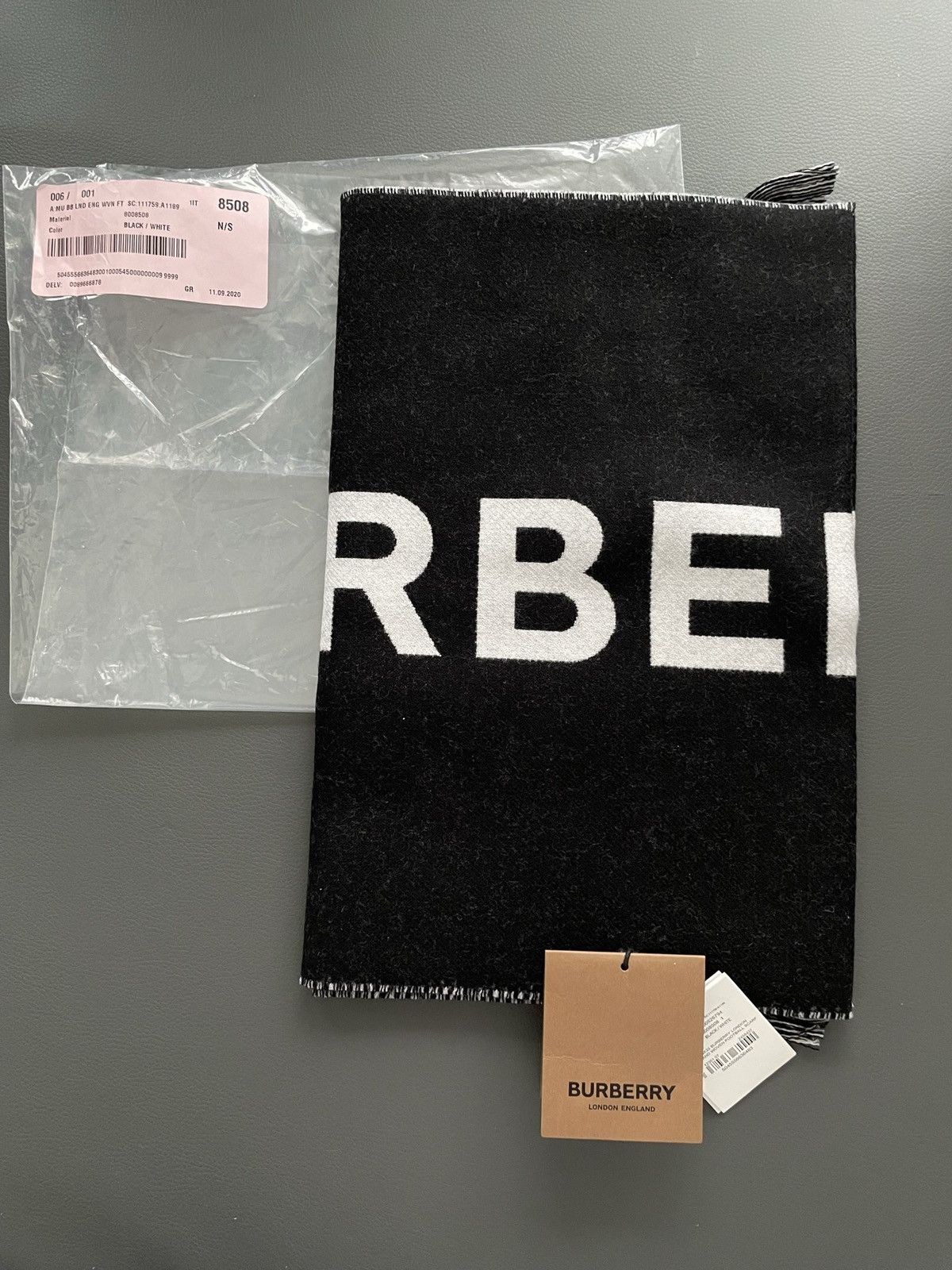 Burberry × Burberry Prorsum Brand NEW Classic Super Runway Burberry Wool Scarf Size ONE SIZE - 4 Thumbnail