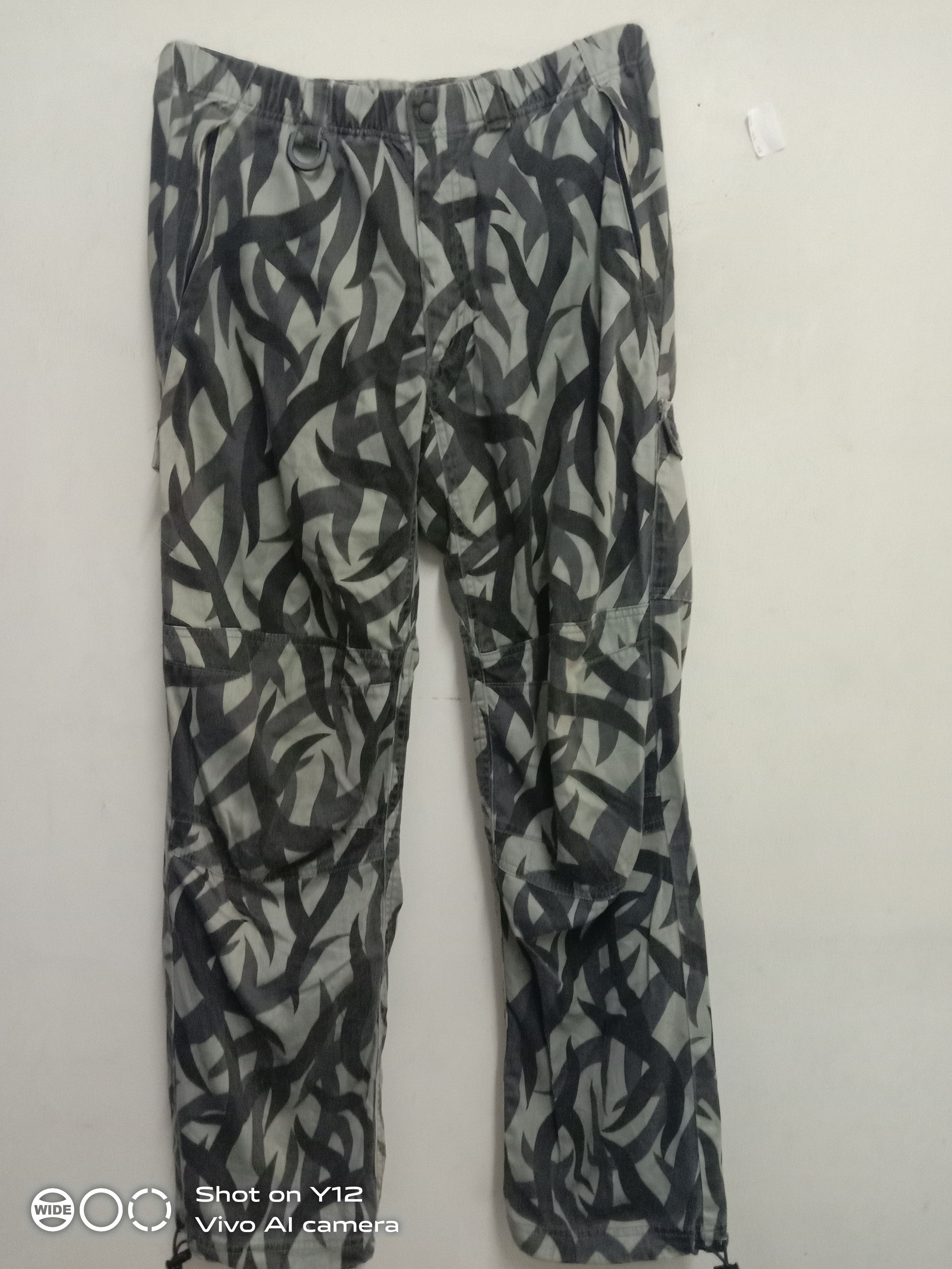 Japanese Brand Japanese brand x streetwear slapshot cargo pants Size US 30 / EU 46 - 1 Thumbnail