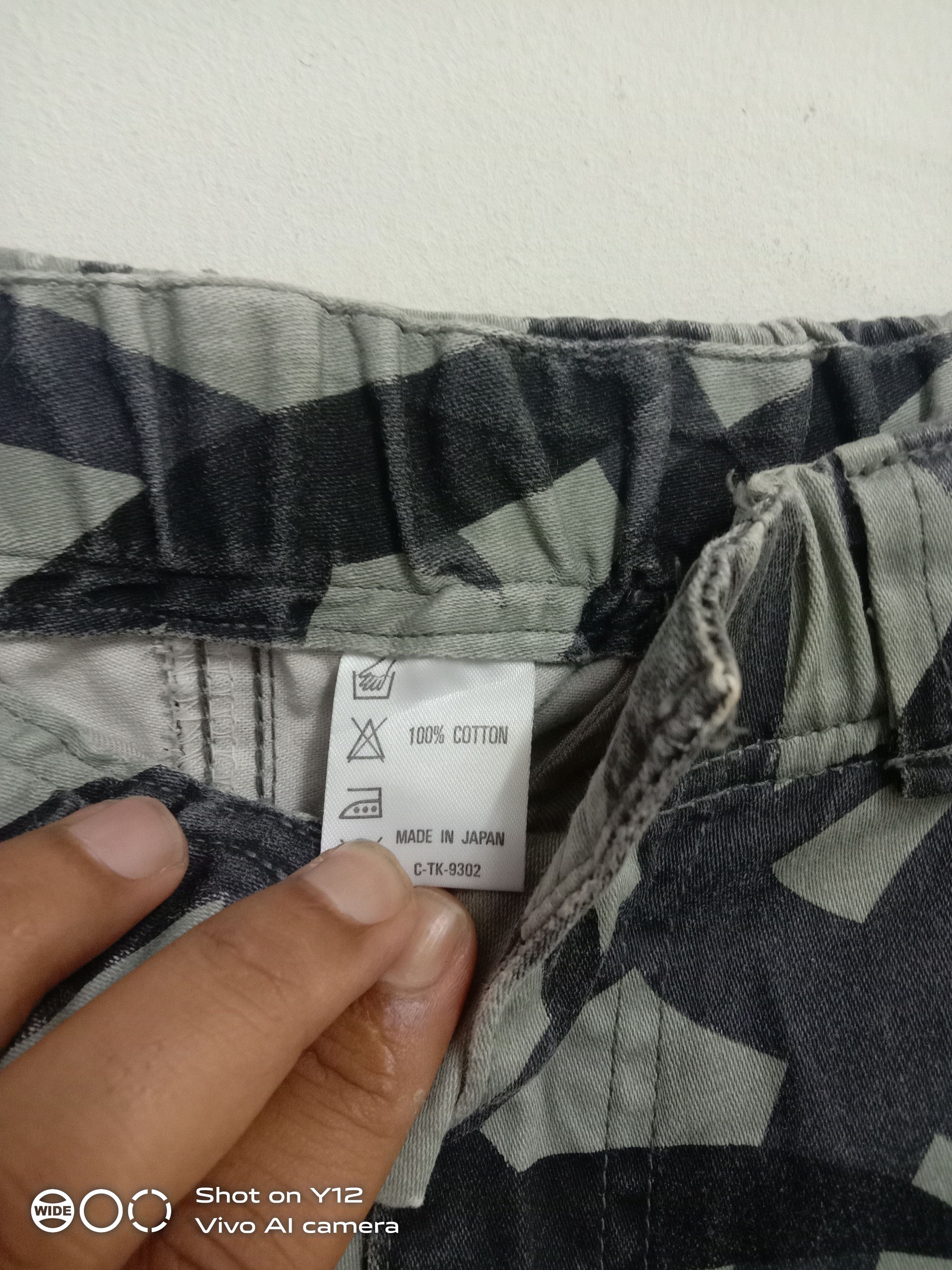 Japanese Brand Japanese brand x streetwear slapshot cargo pants Size US 30 / EU 46 - 5 Thumbnail