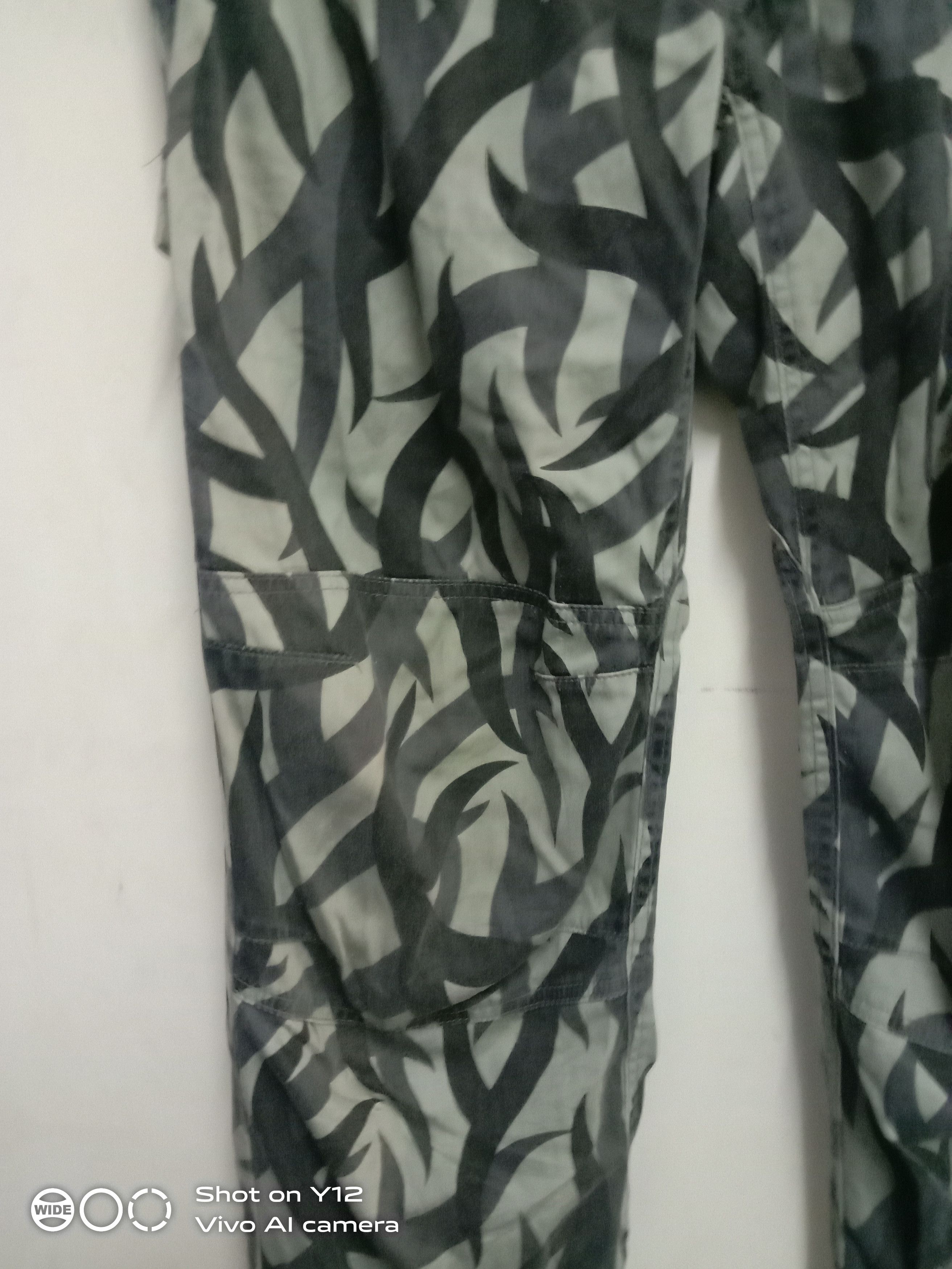 Japanese Brand Japanese brand x streetwear slapshot cargo pants Size US 30 / EU 46 - 13 Thumbnail
