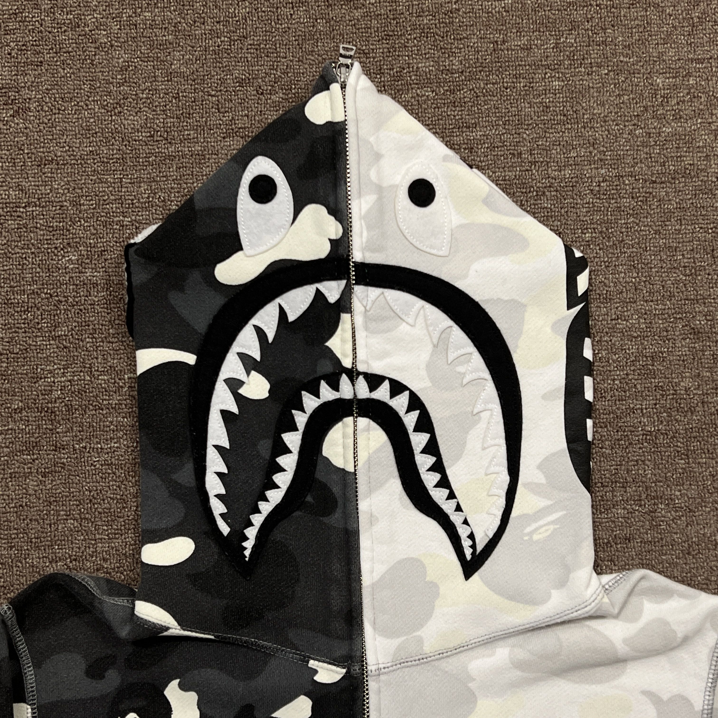 Bape Bape Glowing Camo Shark Full Zip Up Hoodie Size US M / EU 48-50 / 2 - 4 Thumbnail