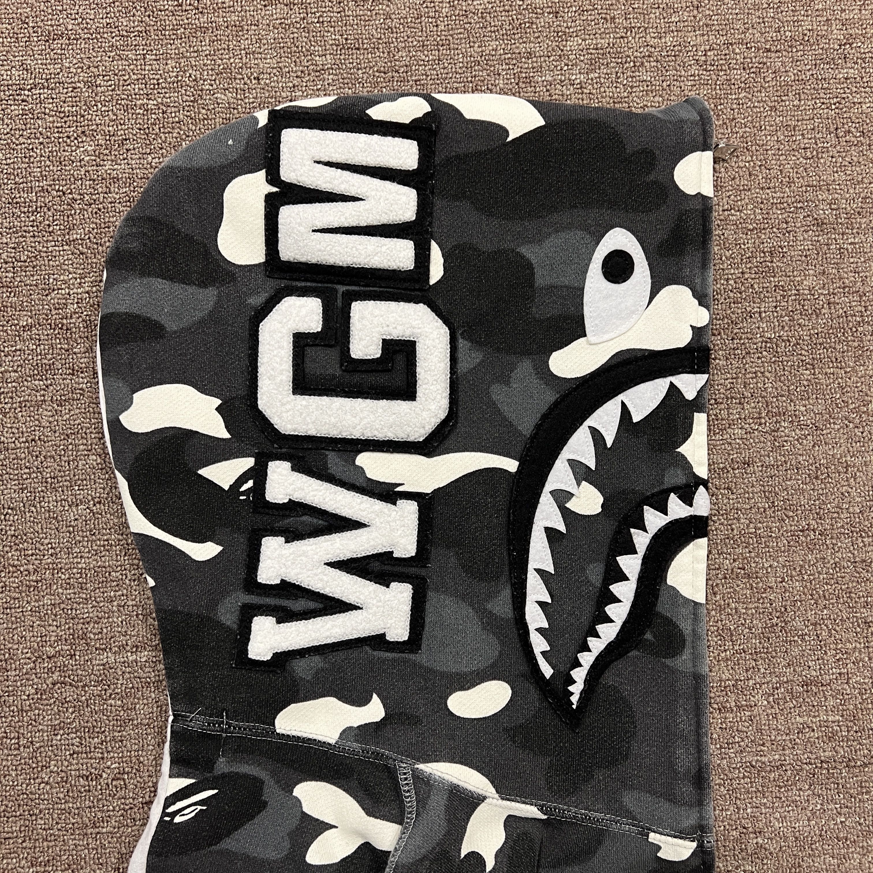 Bape Bape Glowing Camo Shark Full Zip Up Hoodie Size US M / EU 48-50 / 2 - 6 Thumbnail