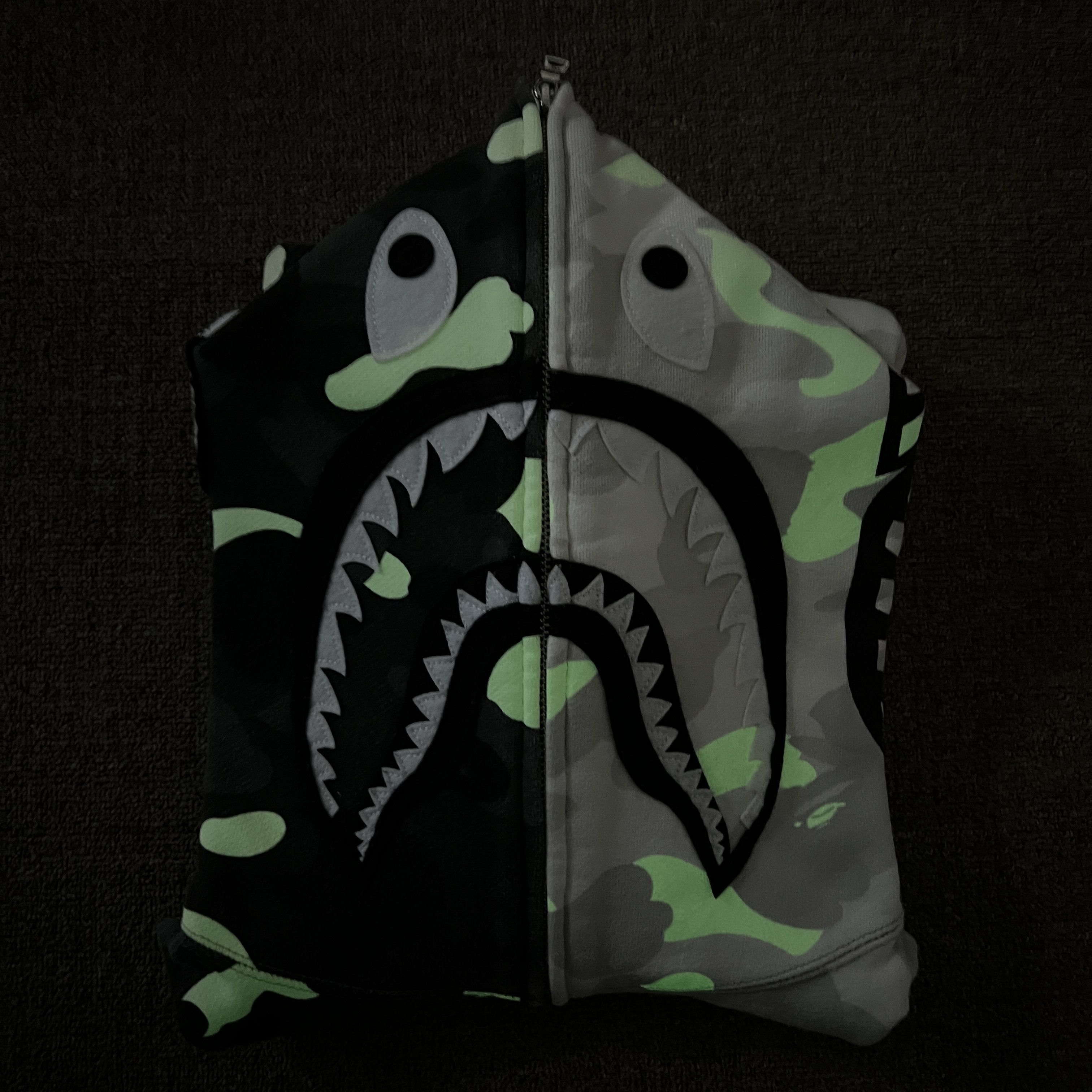 Bape Bape Glowing Camo Shark Full Zip Up Hoodie Size US M / EU 48-50 / 2 - 8 Thumbnail