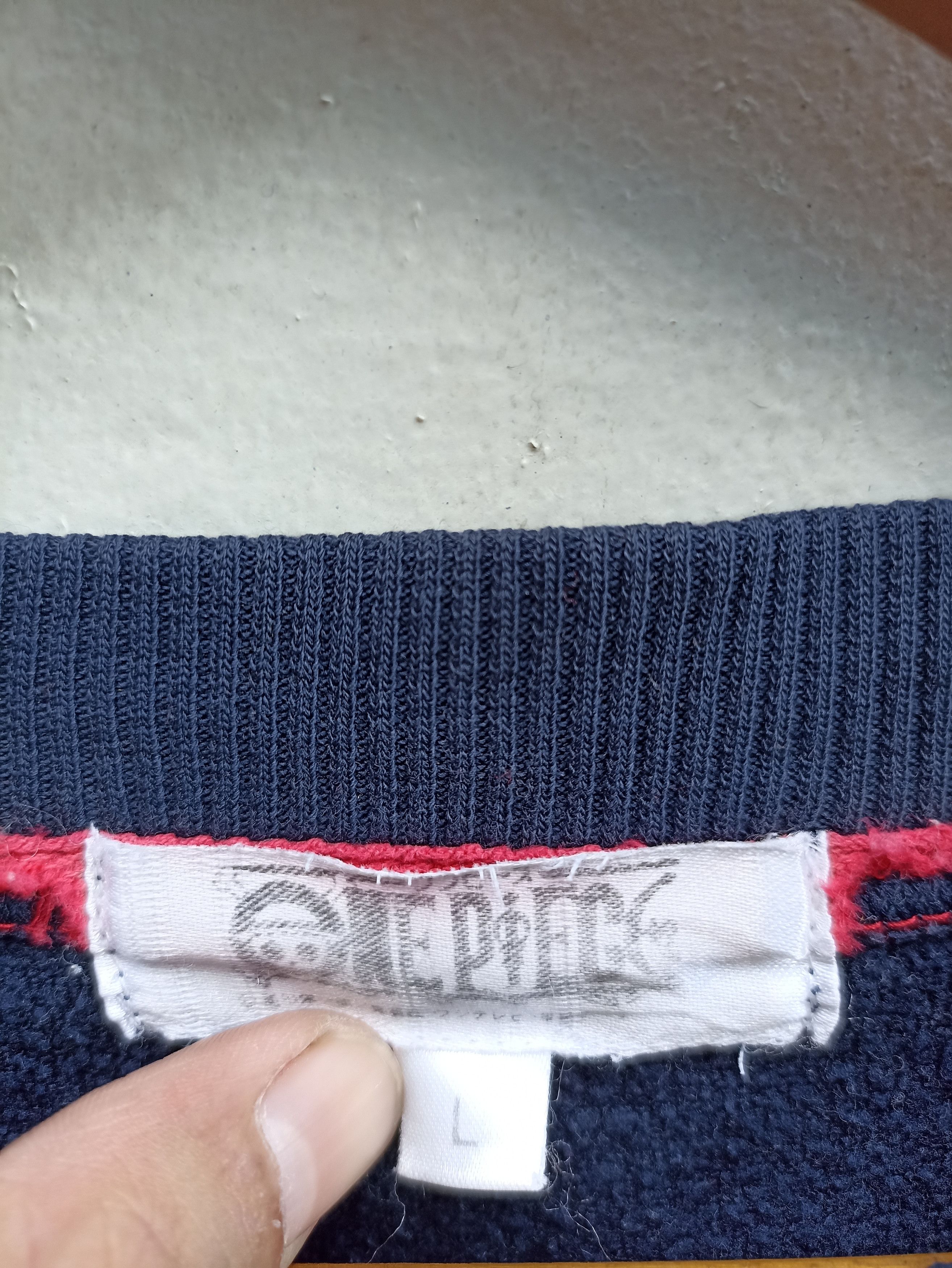 Anime One Piece sweatshirt Size US M / EU 48-50 / 2 - 6 Thumbnail