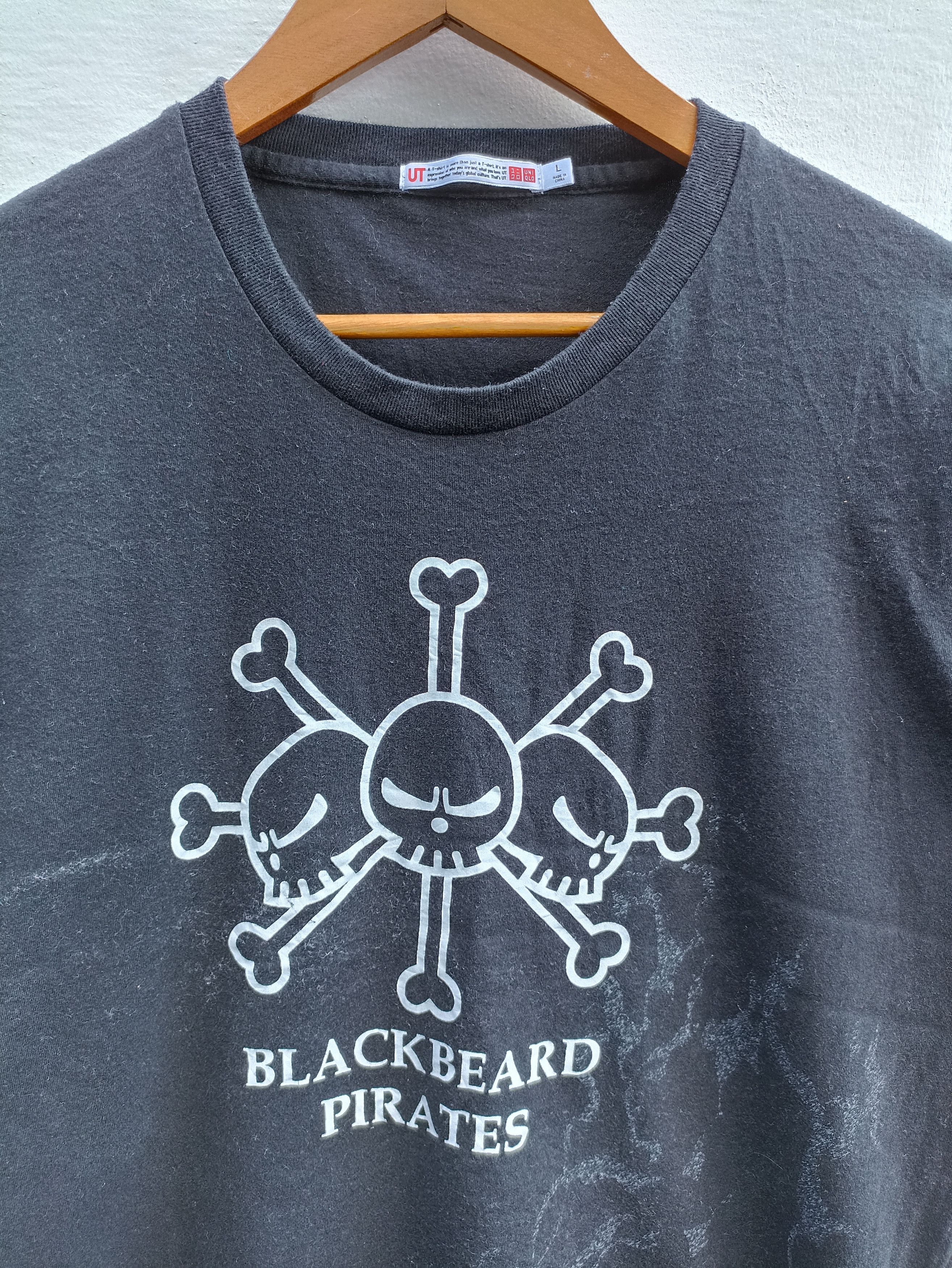 Anime One Piece t shirt Blackbeard Pirates Size US M / EU 48-50 / 2 - 2 Thumbnail