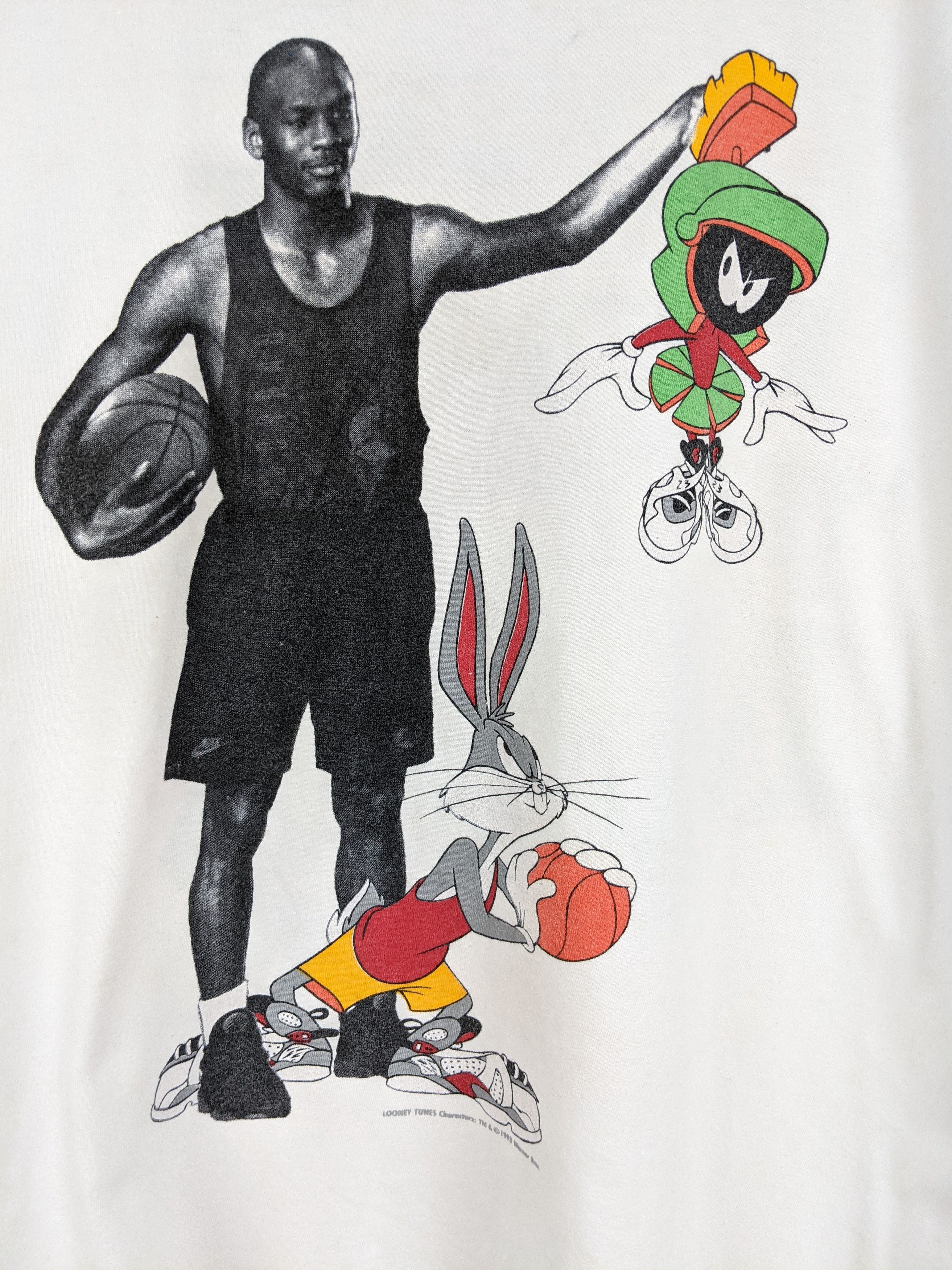 Nike Vintage Nike Space Jam Michael Jordan looney tunes shirt Size US L / EU 52-54 / 3 - 3 Thumbnail