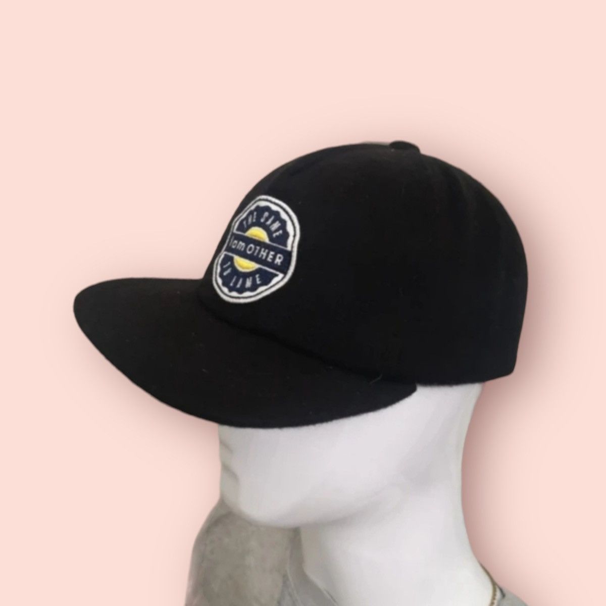Jun Takahashi × Pharrell × Uniqlo RARE I AM OTHER PHARRELL X UNIQLO WOOL BLEND STRAPBACK Size ONE SIZE - 10 Thumbnail