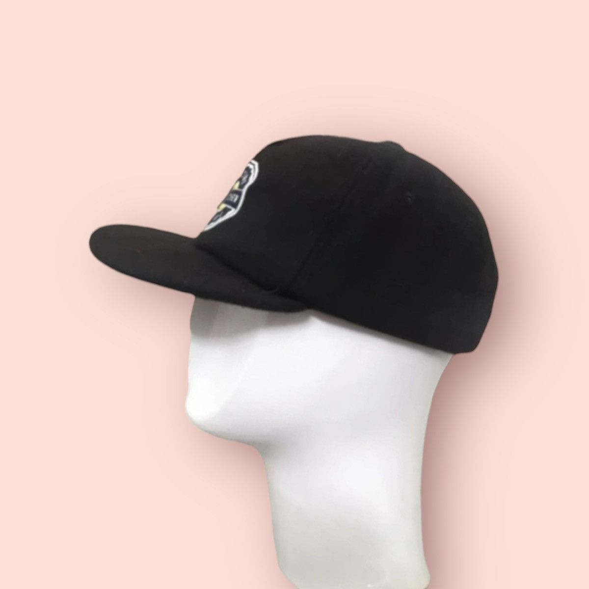 Jun Takahashi × Pharrell × Uniqlo RARE I AM OTHER PHARRELL X UNIQLO WOOL BLEND STRAPBACK Size ONE SIZE - 3 Thumbnail