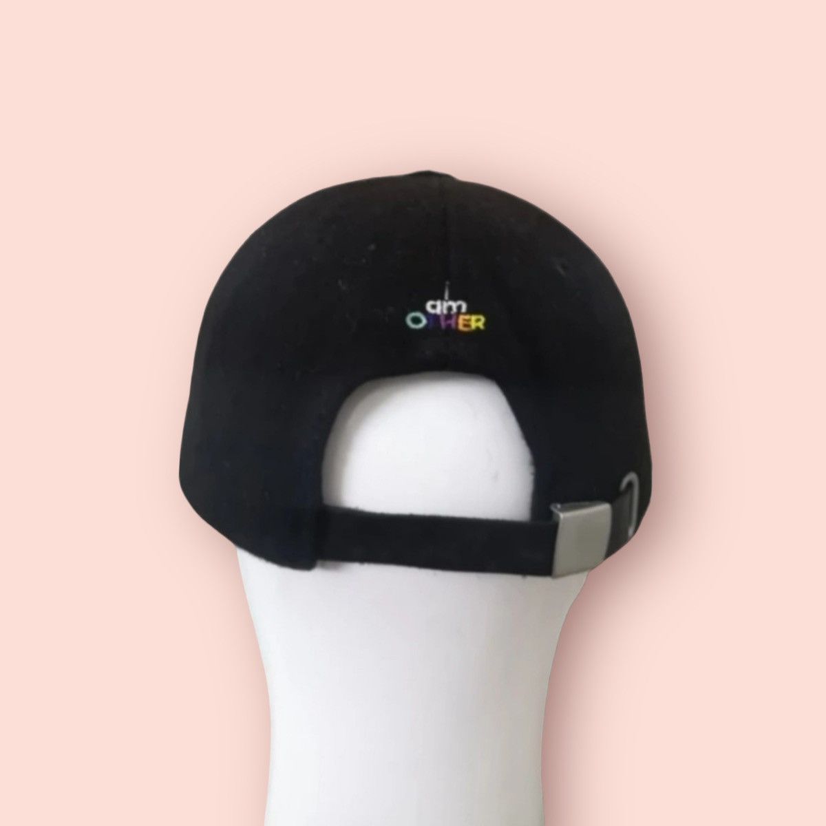 Jun Takahashi × Pharrell × Uniqlo RARE I AM OTHER PHARRELL X UNIQLO WOOL BLEND STRAPBACK Size ONE SIZE - 5 Thumbnail