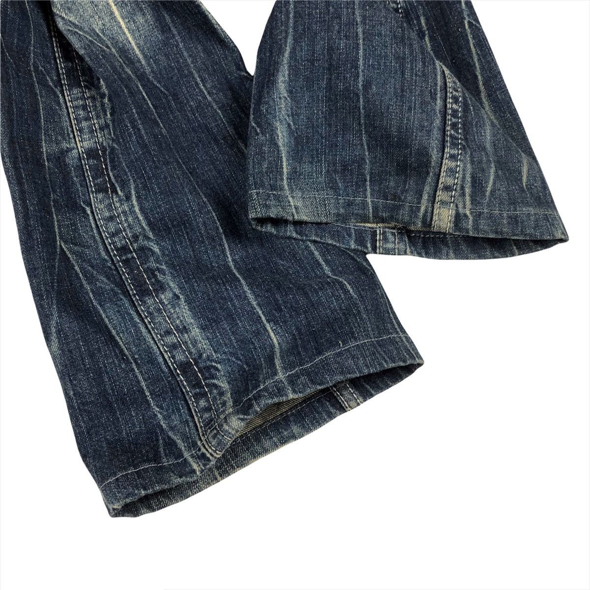 Japanese Brand Semantic Design 🇯🇵 Crazy Washed Flare Denim Size US 32 / EU 48 - 11 Thumbnail