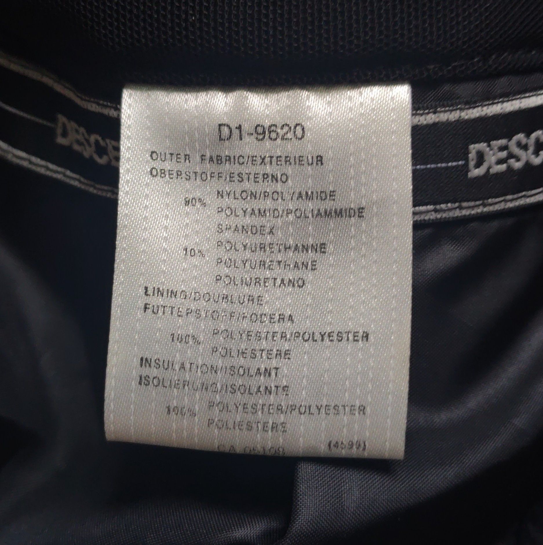 Descente Descente Crock Black Crocodile Women SkiJacket Sport Winter Size S / US 4 / IT 40 - 12 Thumbnail