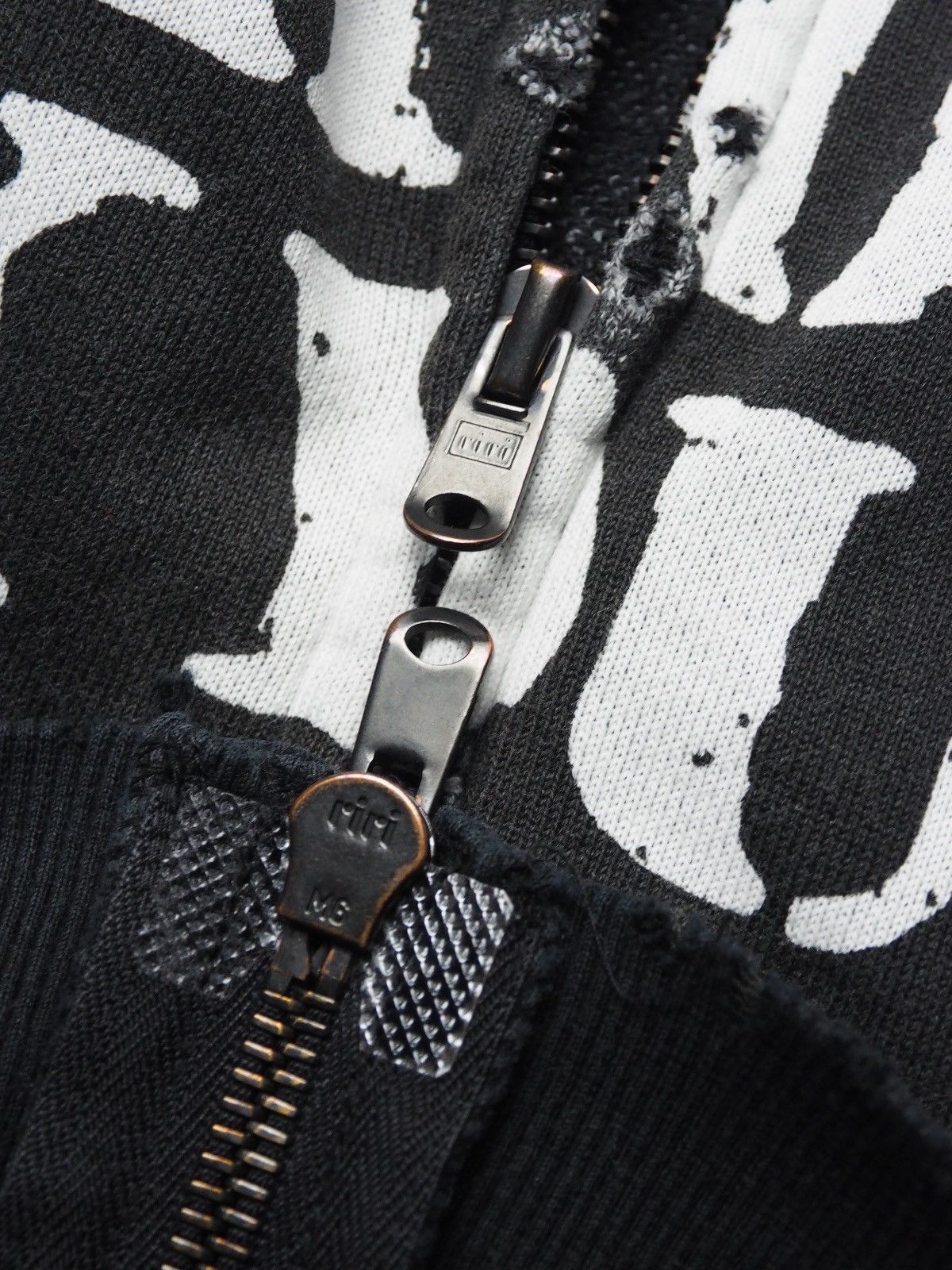 Number (N)ine SS06 "Fuck You!" Distressed All Over Zip Hoodie Size US M / EU 48-50 / 2 - 10 Thumbnail