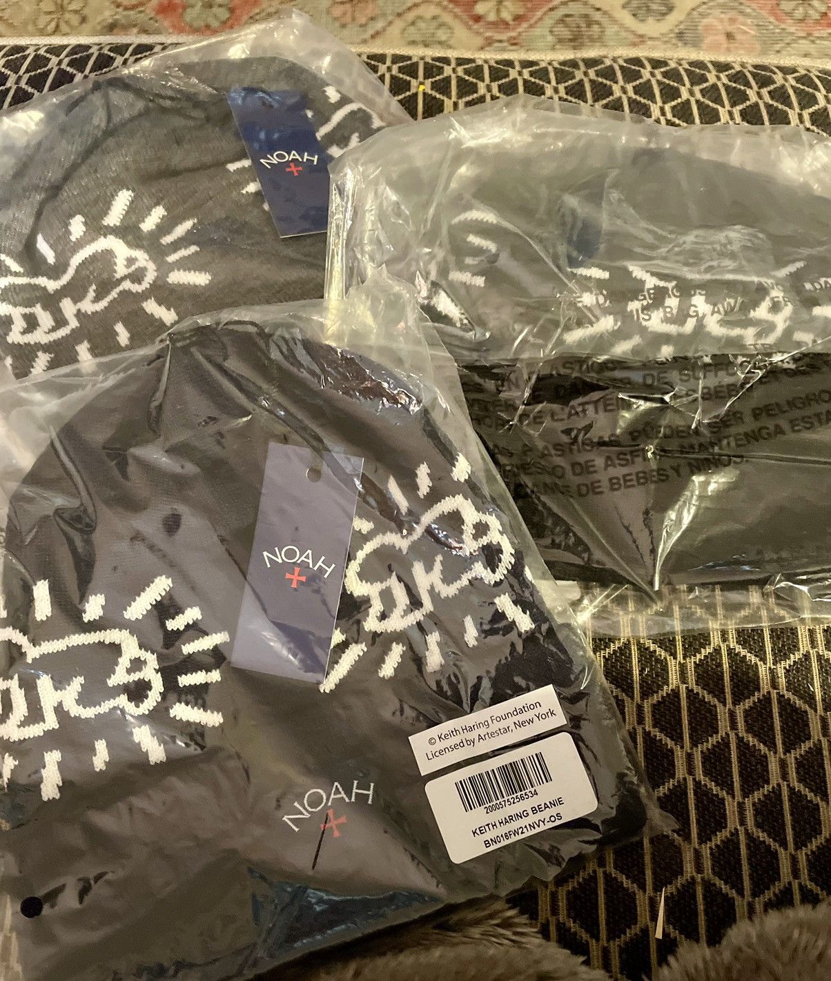 Keith Haring × Noah Noah x Keith Haring Beanie in Heather Grey Deadstock FW21 Size ONE SIZE - 2 Thumbnail
