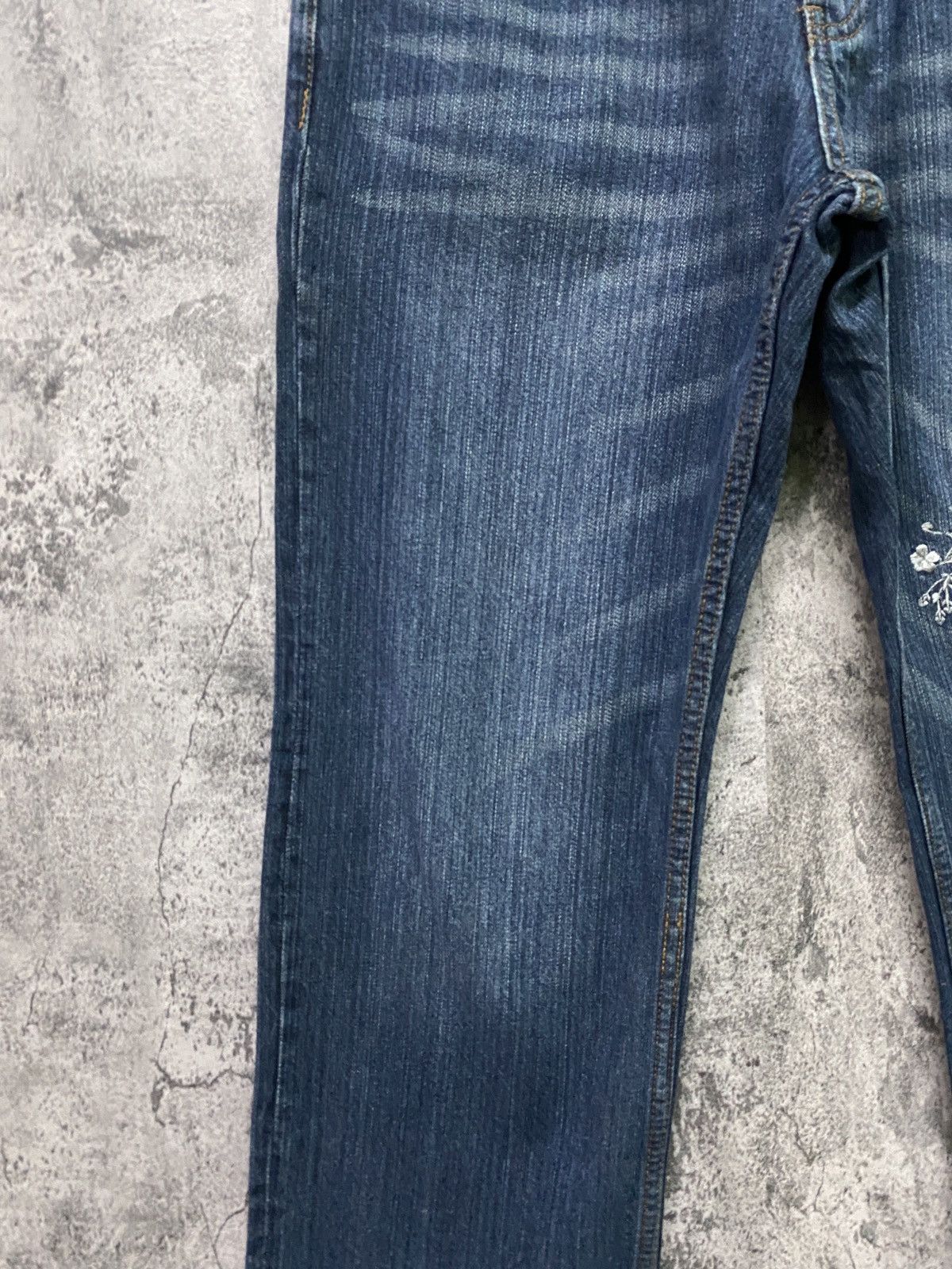 Designer × Japanese Brand Japanese Floral motif Embroidered Denim Size US 31 - 8 Thumbnail