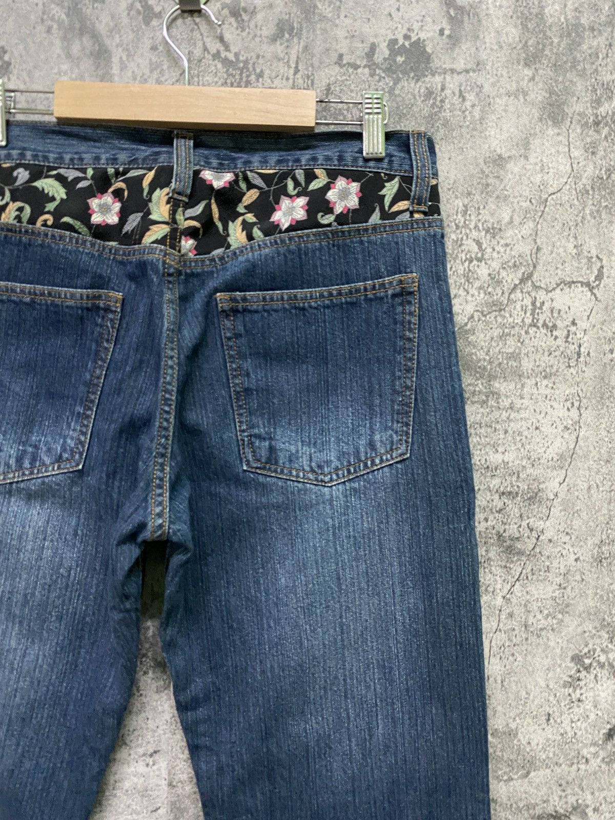 Designer × Japanese Brand Japanese Floral motif Embroidered Denim Size US 31 - 14 Thumbnail