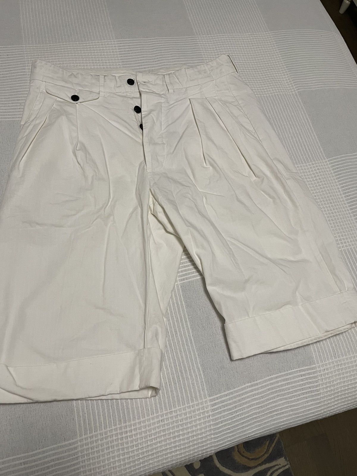 image of Lardini White Shorts, Men's (Size 33)