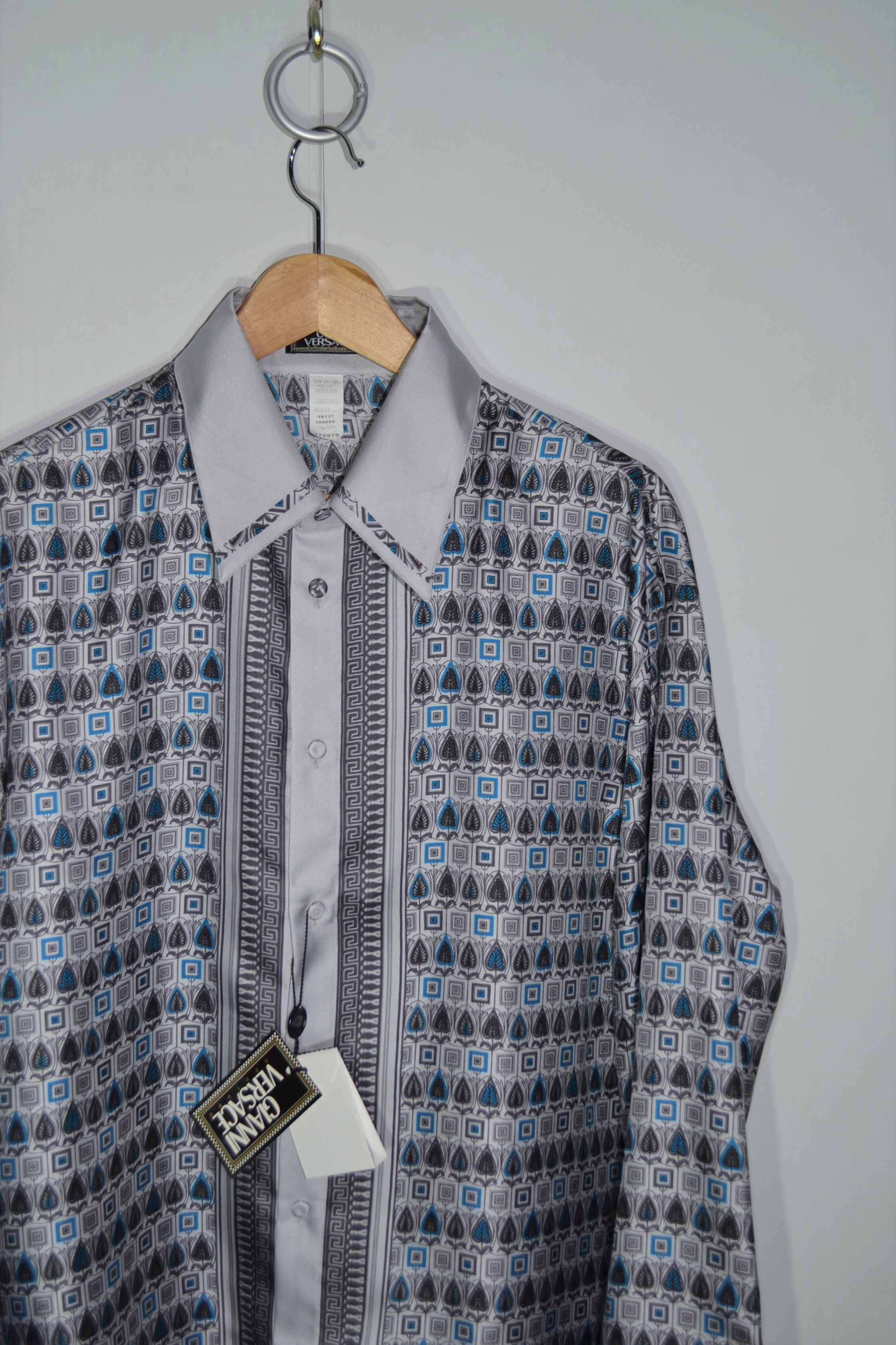 Versace NEW Gianni Versace 1990s Silk Shirt 56 Size Size US XL / EU 56 / 4 - 1 Thumbnail