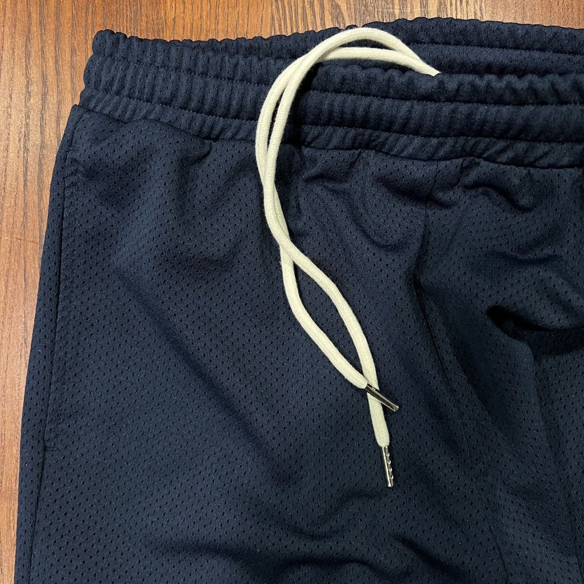 HIDDEN Hidden NY mesh shorts yellow on navy (size S) Size US 32 / EU 48 - 2 Thumbnail