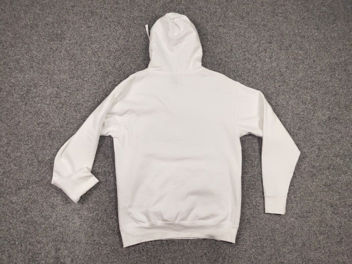 Independent Truck Co. Vintage Happiest Fox Juniperfoxx Independent White Hoodie Size US L / EU 52-54 / 3 - 14 Thumbnail