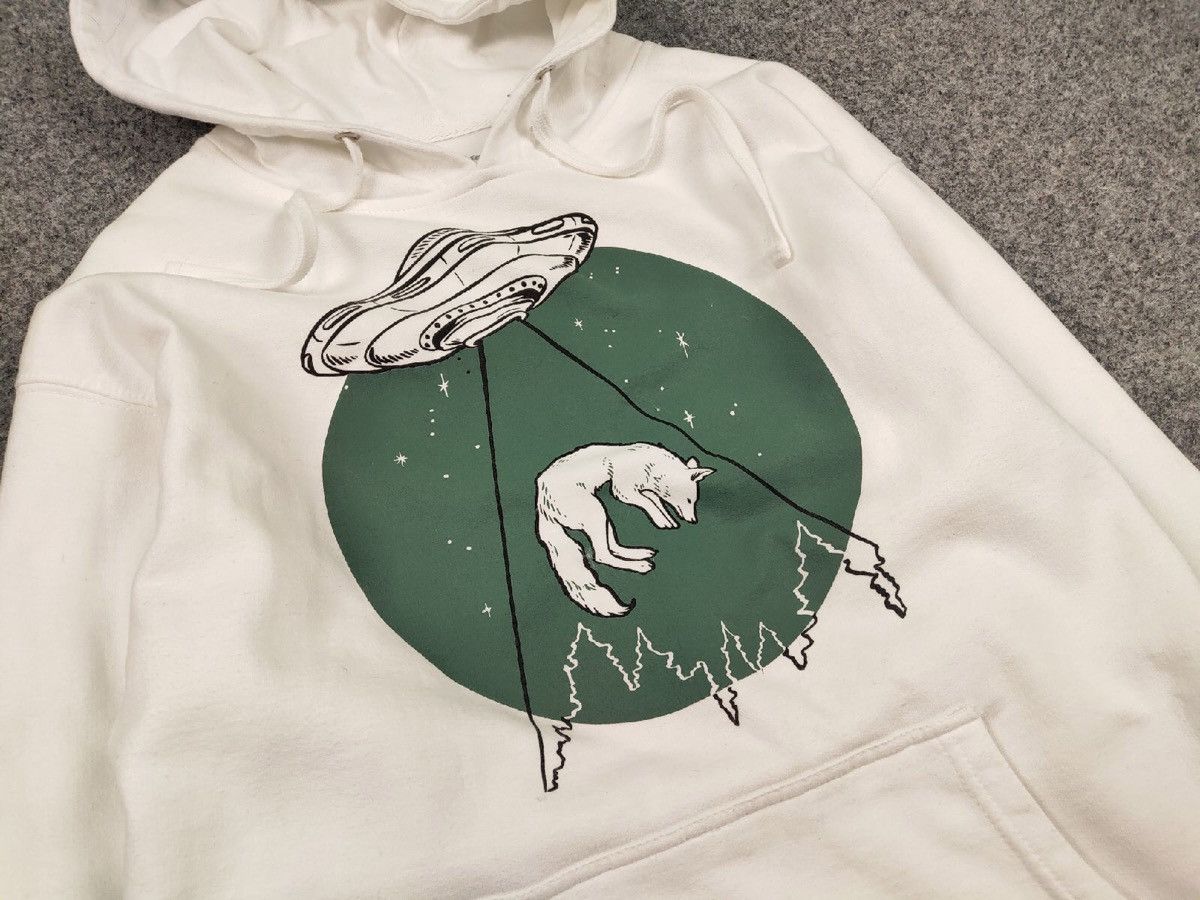 Independent Truck Co. Vintage Happiest Fox Juniperfoxx Independent White Hoodie Size US L / EU 52-54 / 3 - 10 Thumbnail