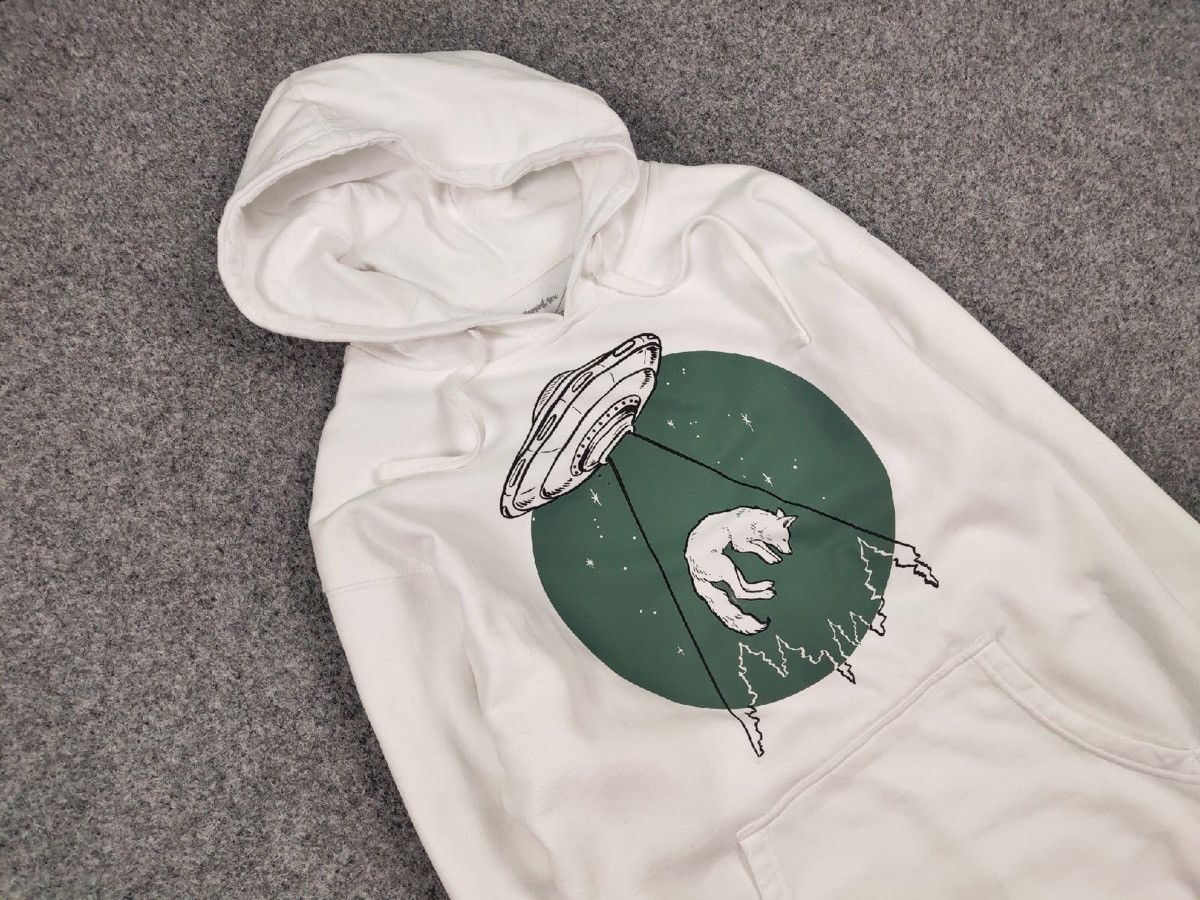 Independent Truck Co. Vintage Happiest Fox Juniperfoxx Independent White Hoodie Size US L / EU 52-54 / 3 - 7 Thumbnail