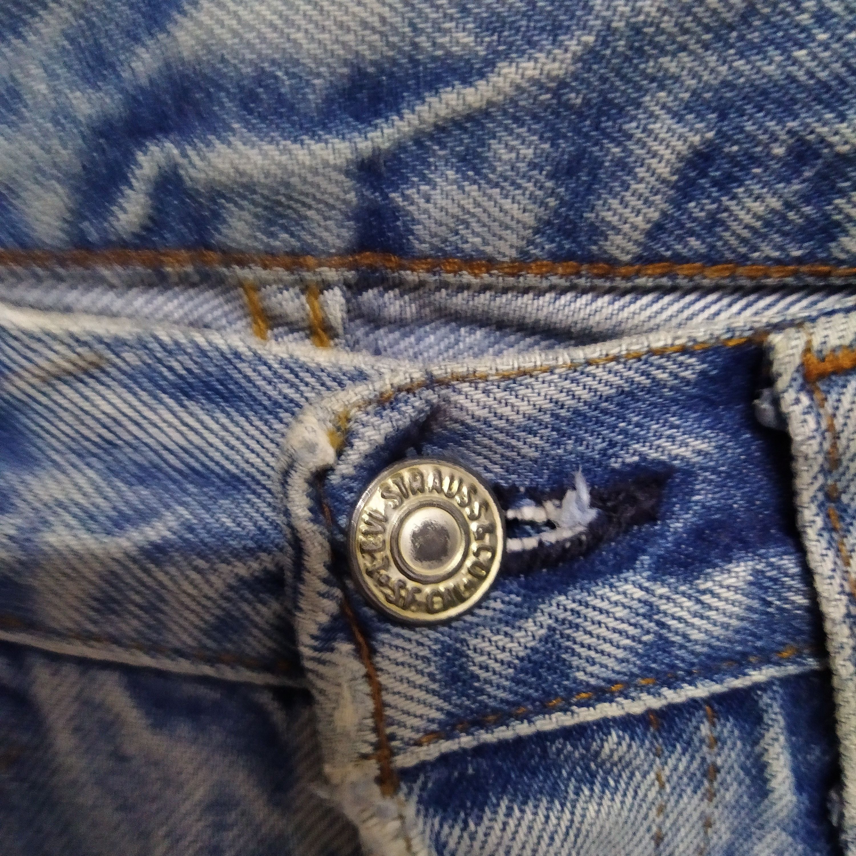 Levi's 80s LEVIS 501 SELVEDGE #6 DISTRESSED DENIM COBAIN (D458) Size US 28 / EU 44 - 5 Thumbnail