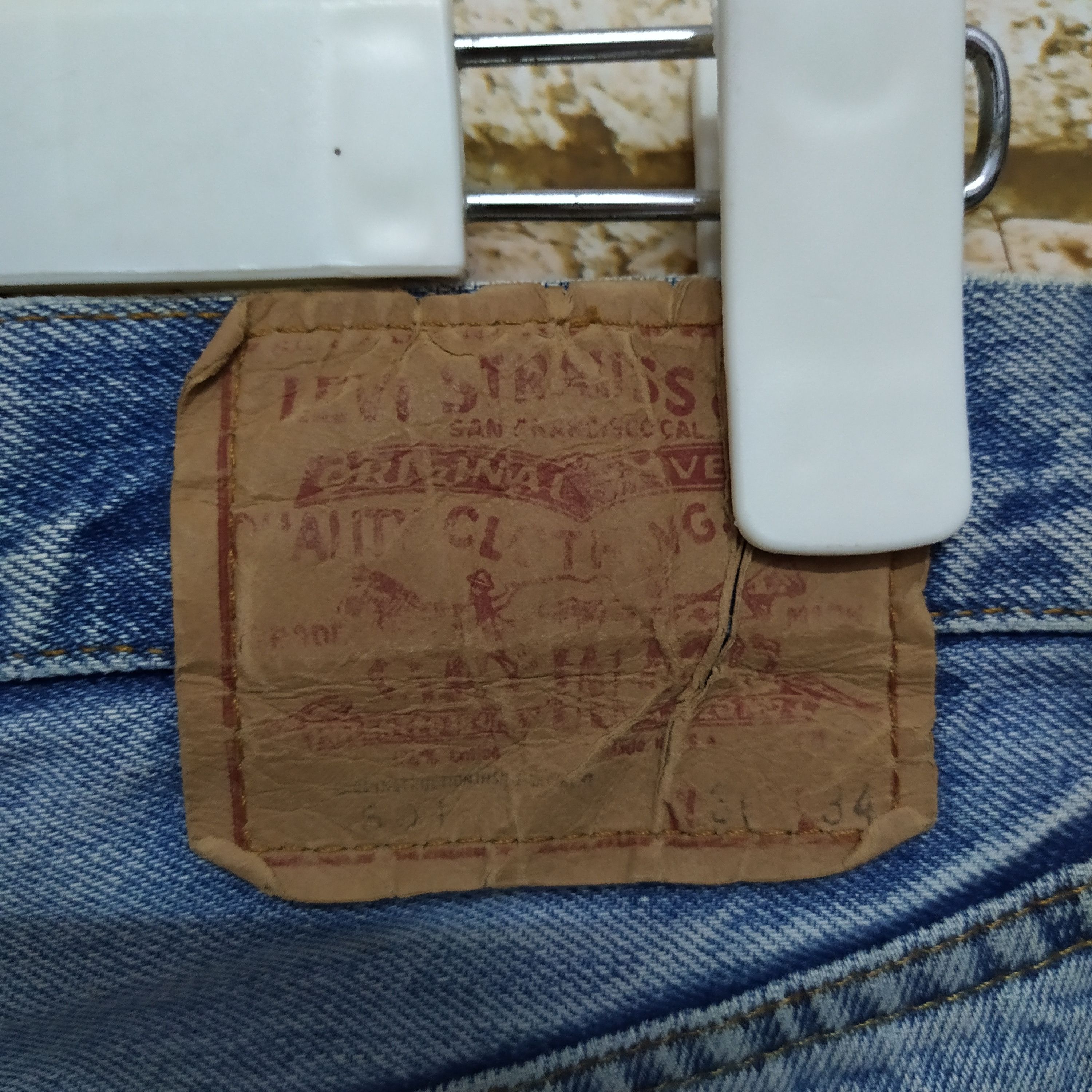 Levi's 80s LEVIS 501 SELVEDGE #6 DISTRESSED DENIM COBAIN (D458) Size US 28 / EU 44 - 8 Thumbnail