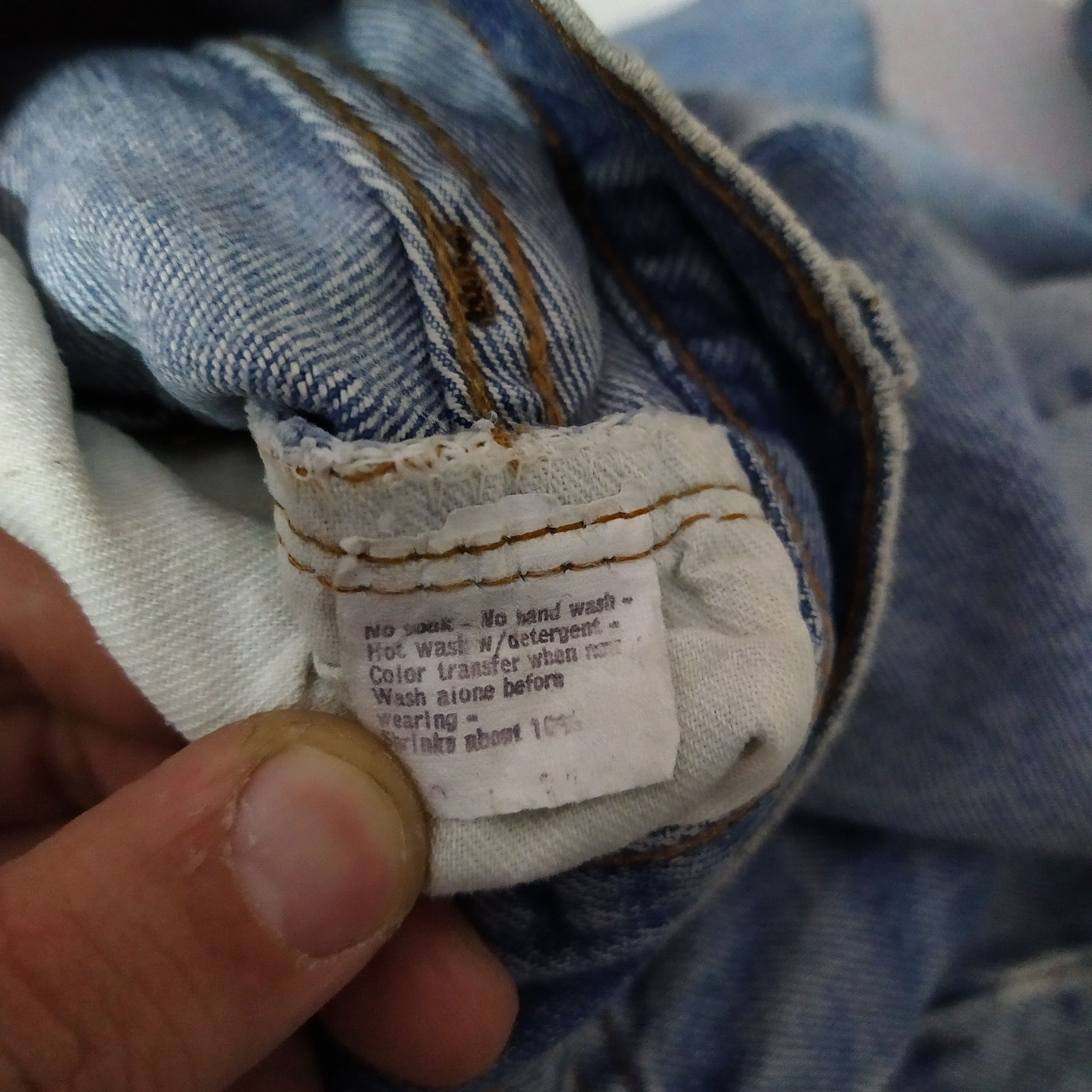 Levi's 80s LEVIS 501 SELVEDGE #6 DISTRESSED DENIM COBAIN (D458) Size US 28 / EU 44 - 11 Thumbnail