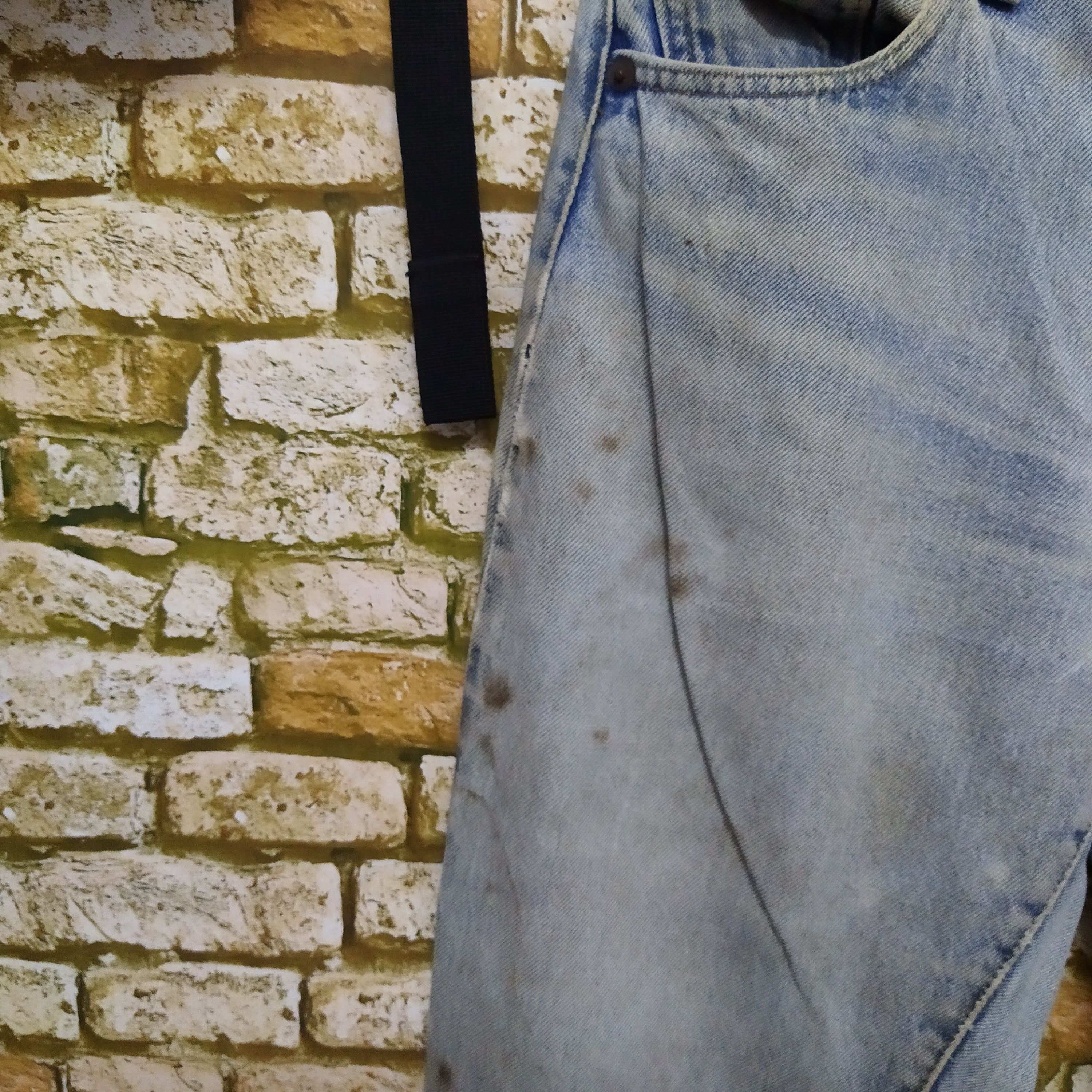 Levi's × Vintage 80s LEVIS 501 SELVEDGE #558 DISTRESSED DENIM KURT (D459) Size US 28 / EU 44 - 4 Thumbnail
