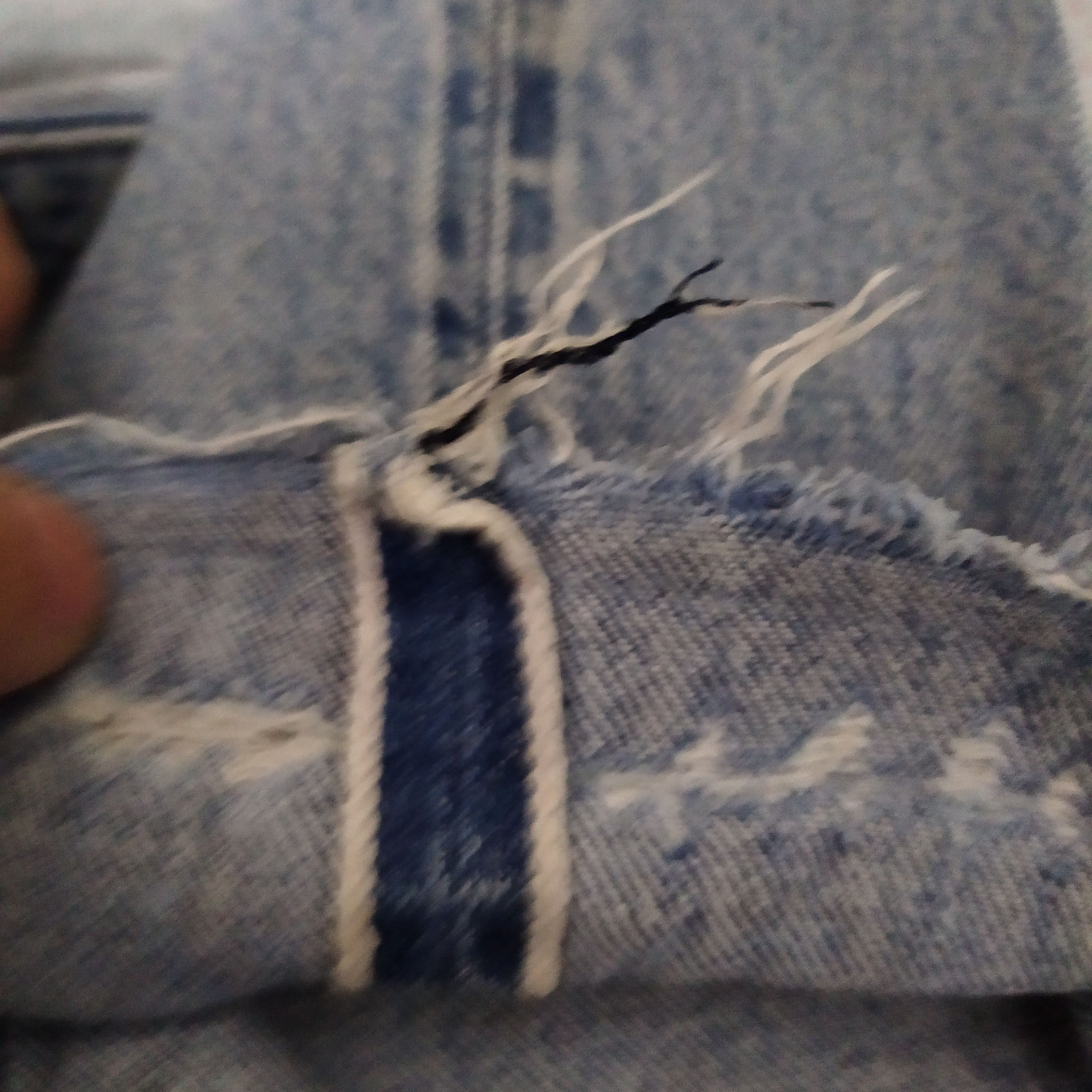 Levi's × Vintage 80s LEVIS 501 SELVEDGE #558 DISTRESSED DENIM KURT (D459) Size US 28 / EU 44 - 12 Thumbnail