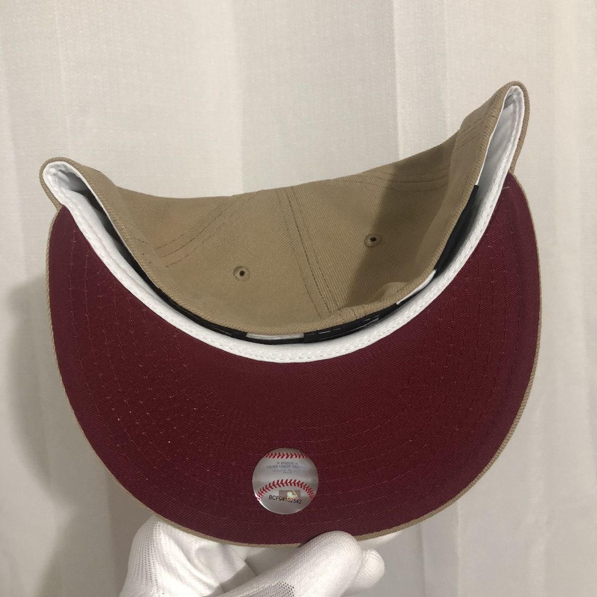New Era 7 1/8 - Arizona Diamondbacks Camel Burgundy Brim Size ONE SIZE - 6 Thumbnail