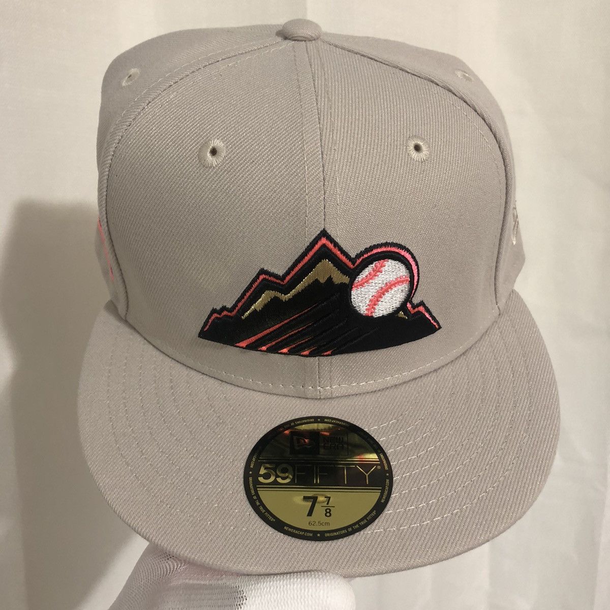 New Era 7 7/8 - Colorado Rockies Pink Bottom 25th Anniversary Size ONE SIZE - 3 Thumbnail