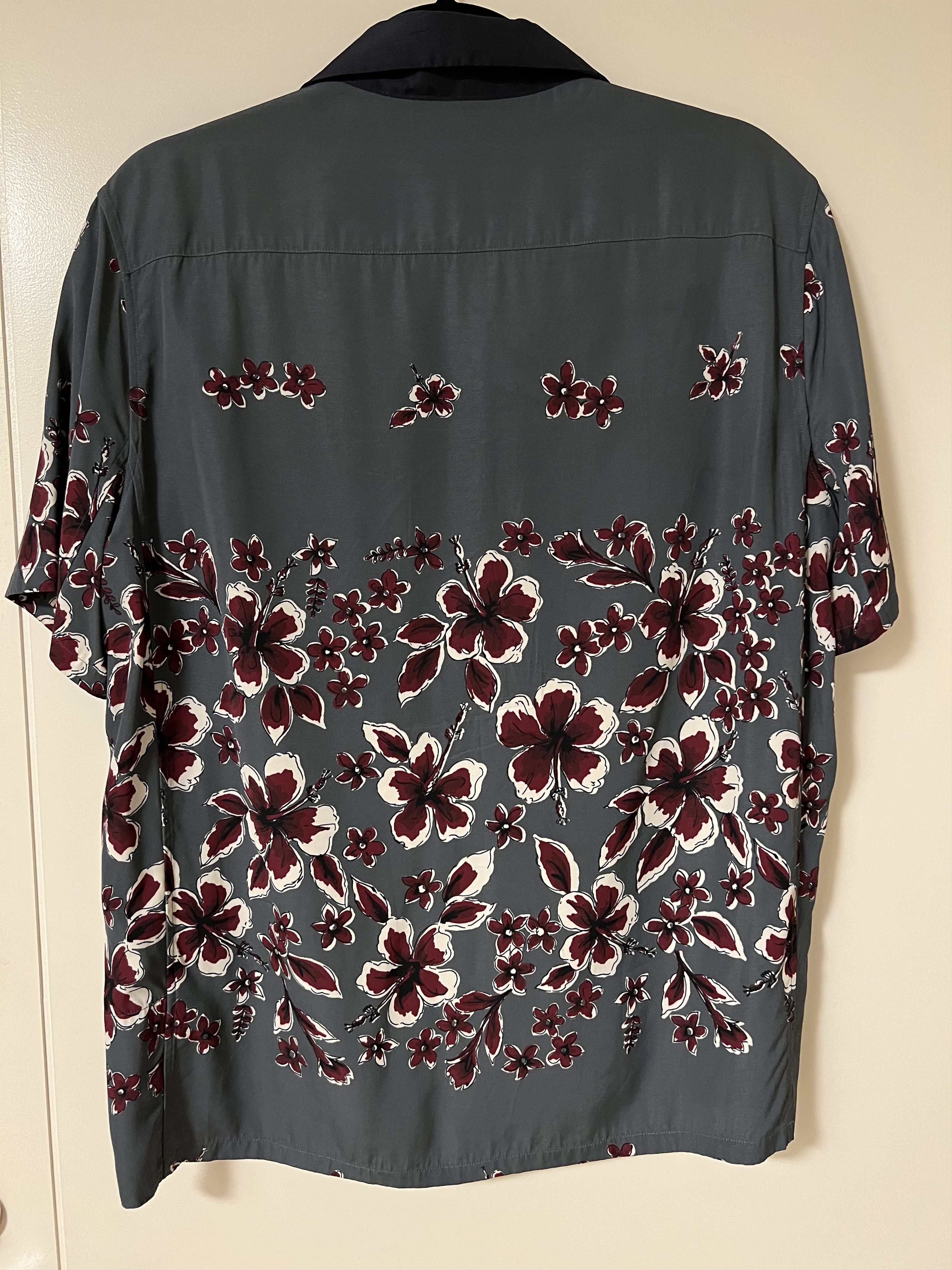 Valentino Embroidered Flowers Poem Camp Collar Shirt Size US S / EU 44-46 / 1 - 4 Thumbnail