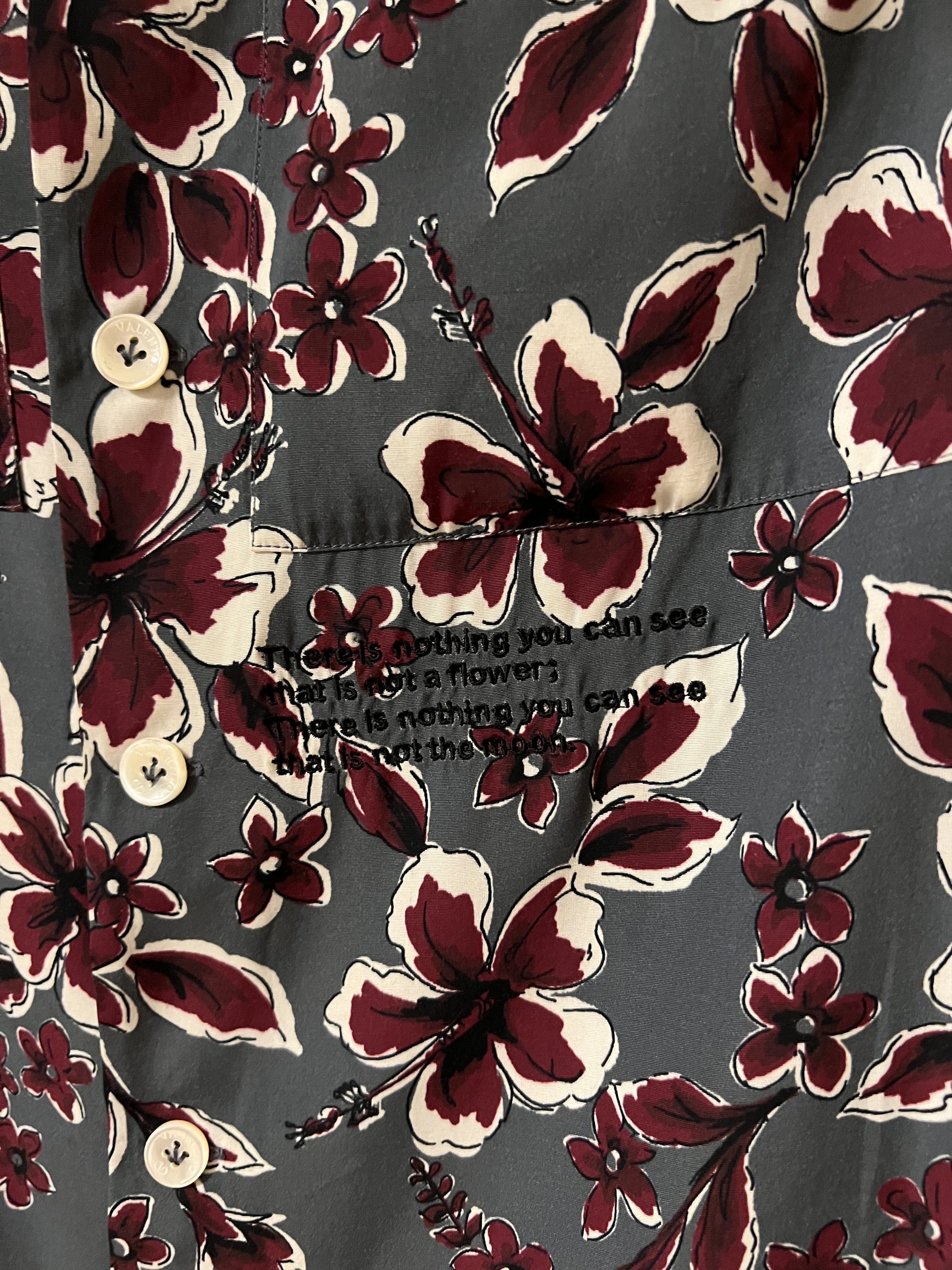 Valentino Embroidered Flowers Poem Camp Collar Shirt Size US S / EU 44-46 / 1 - 6 Thumbnail