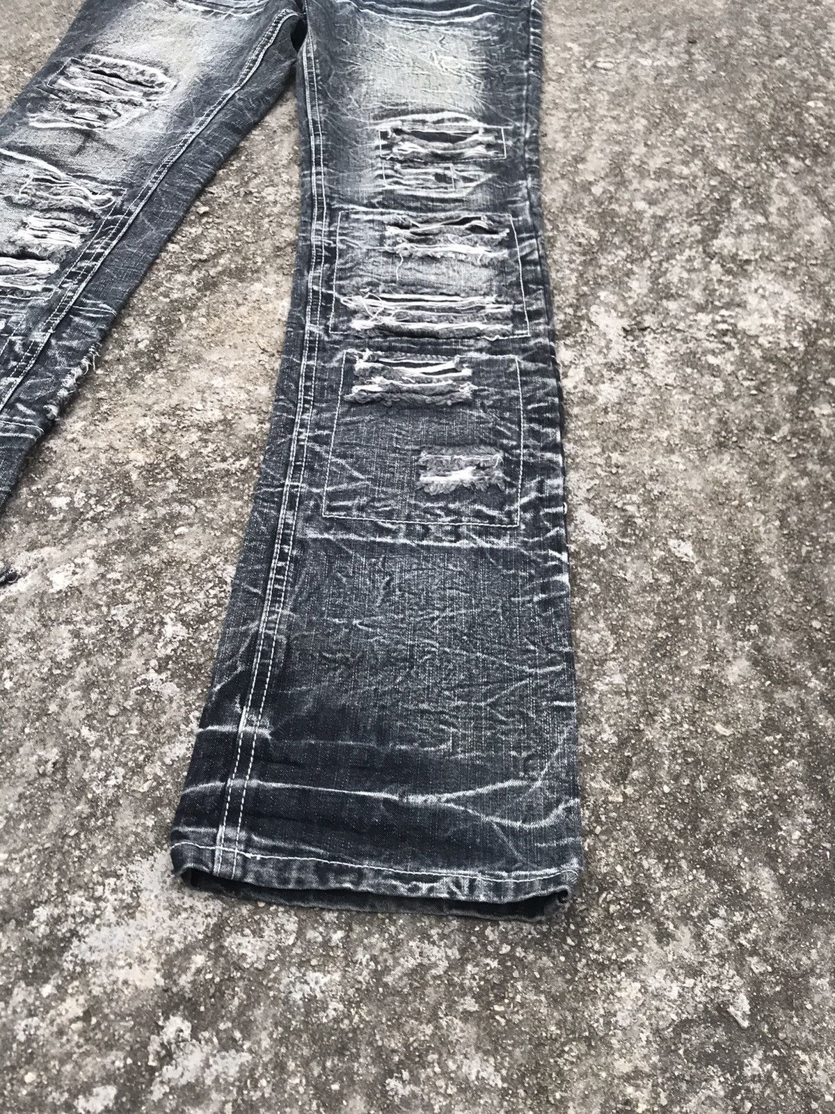 LOWBOX LOWBOX Ripped Distressed Punk Rock Undercover Style Size US 32 / EU 48 - 6 Thumbnail