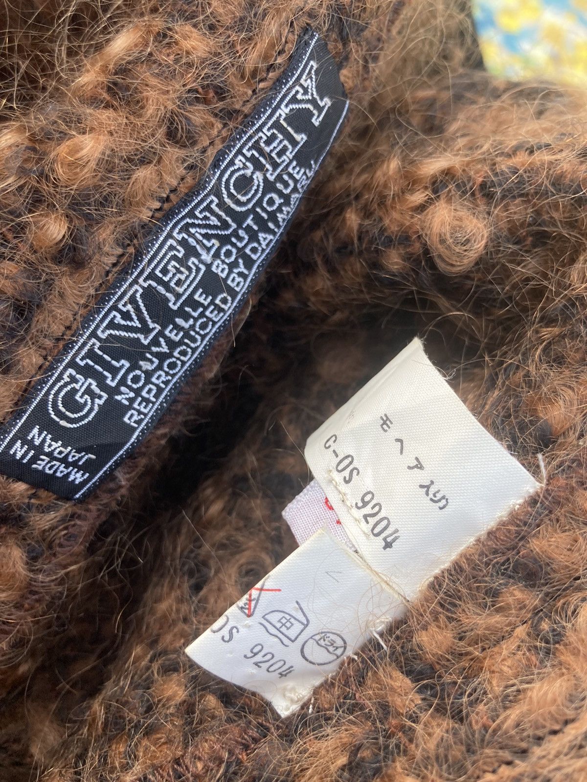 Givenchy MOHAIR GIVENCHY CLOAKS AND CAPES Size US XL / EU 56 / 4 - 12 Thumbnail