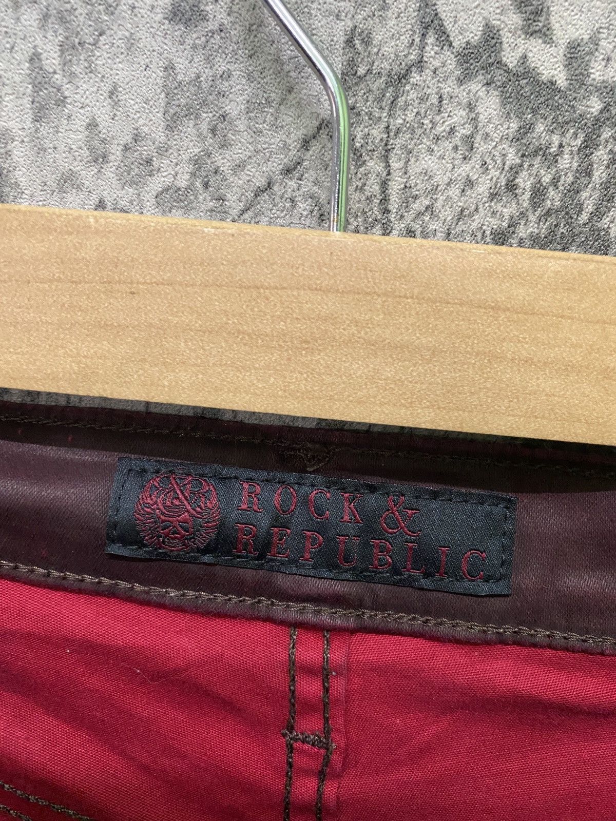 Designer ROCK & REPUBLIC Maroon Waxed Pant Size US 32 / EU 48 - 19 Thumbnail