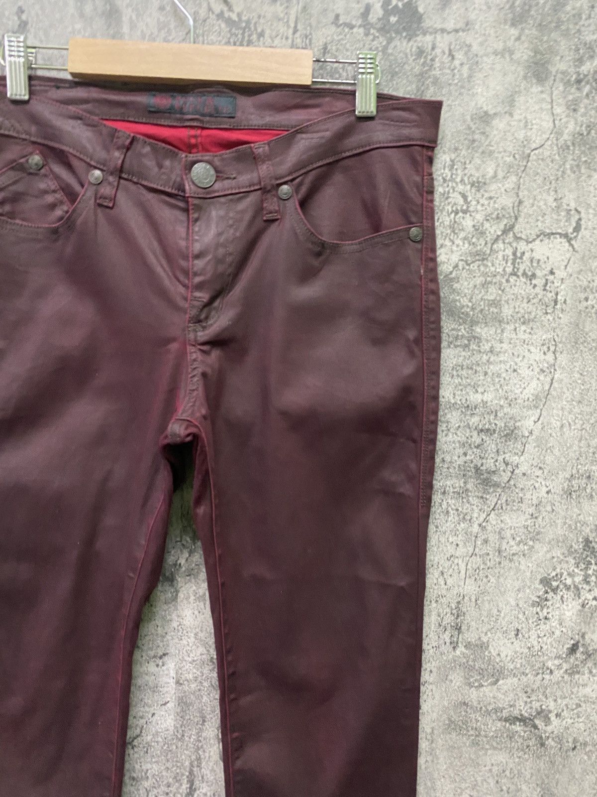 Designer ROCK & REPUBLIC Maroon Waxed Pant Size US 32 / EU 48 - 5 Thumbnail