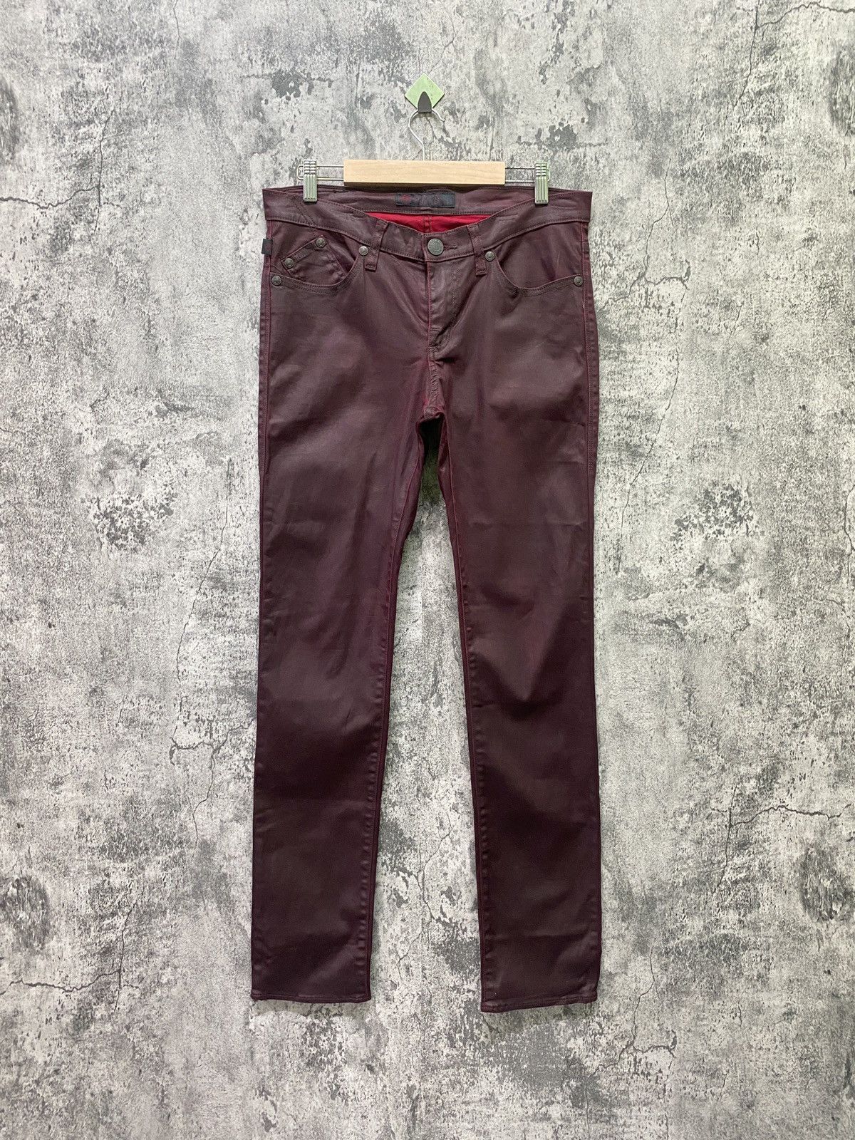 Designer ROCK & REPUBLIC Maroon Waxed Pant Size US 32 / EU 48 - 1 Thumbnail