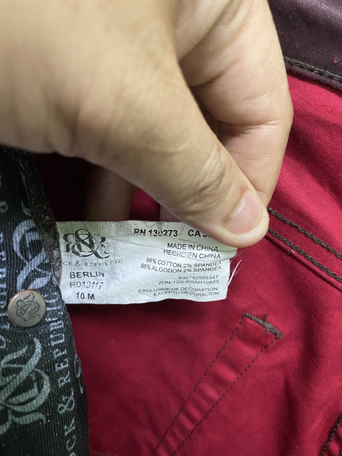 Designer ROCK & REPUBLIC Maroon Waxed Pant Size US 32 / EU 48 - 20 Thumbnail
