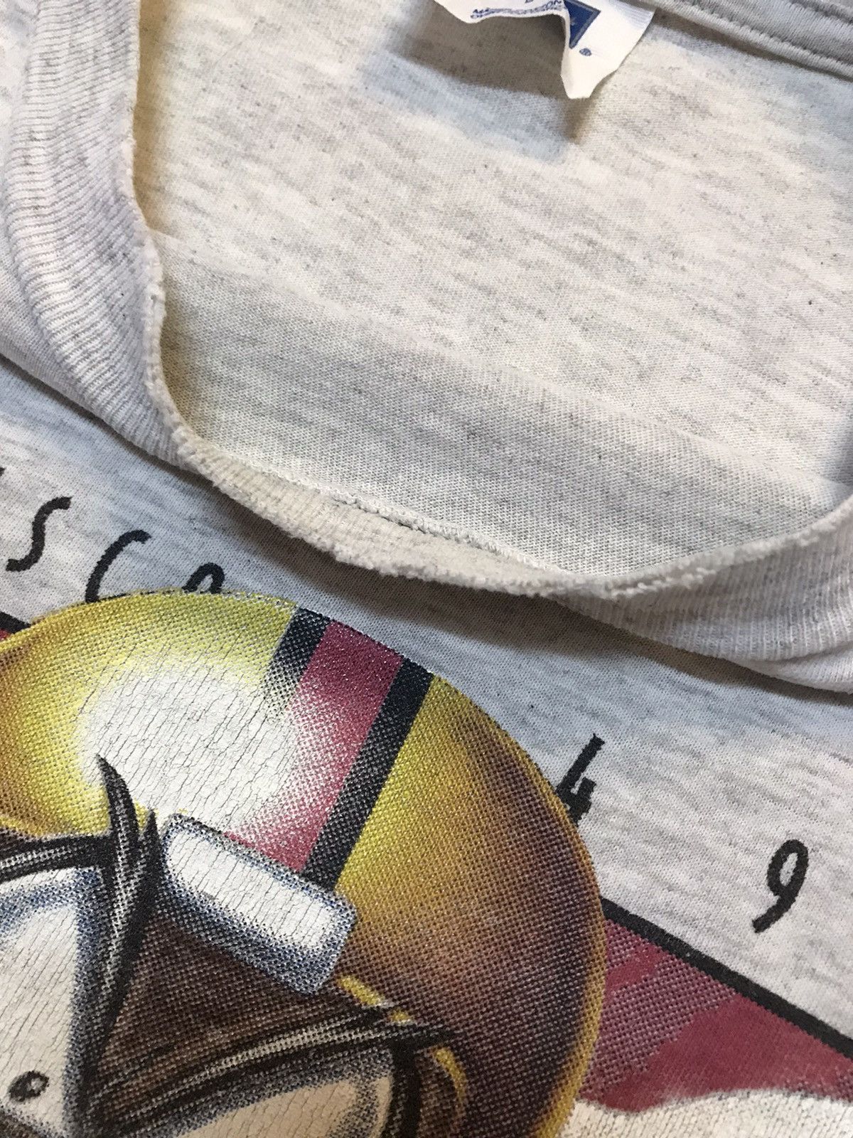 NFL Vintage 90s distressed Tazmania x San Francisco 49ERS tee Size US L / EU 52-54 / 3 - 7 Thumbnail