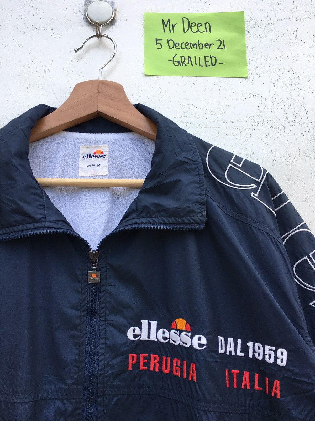 Ellesse Vintage Ellesse Perugia Italia Spellout Windbreaker Size US M / EU 48-50 / 2 - 7 Thumbnail