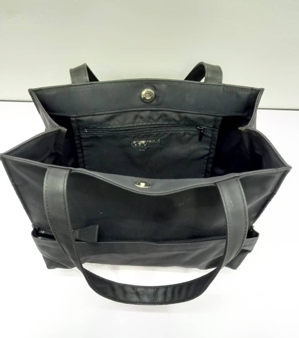 agnes b. Agnes B. Voyage Tote Bags MADE IN JAPAN Size ONE SIZE - 7 Thumbnail