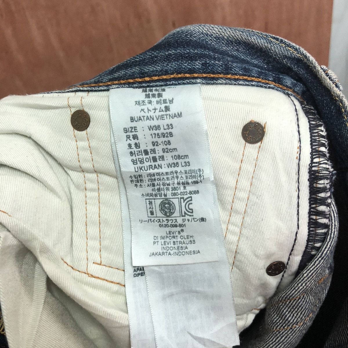 Levi's 502 Levis Blue Distressed Denim jeans pants #6375 Size US 35 - 15 Thumbnail