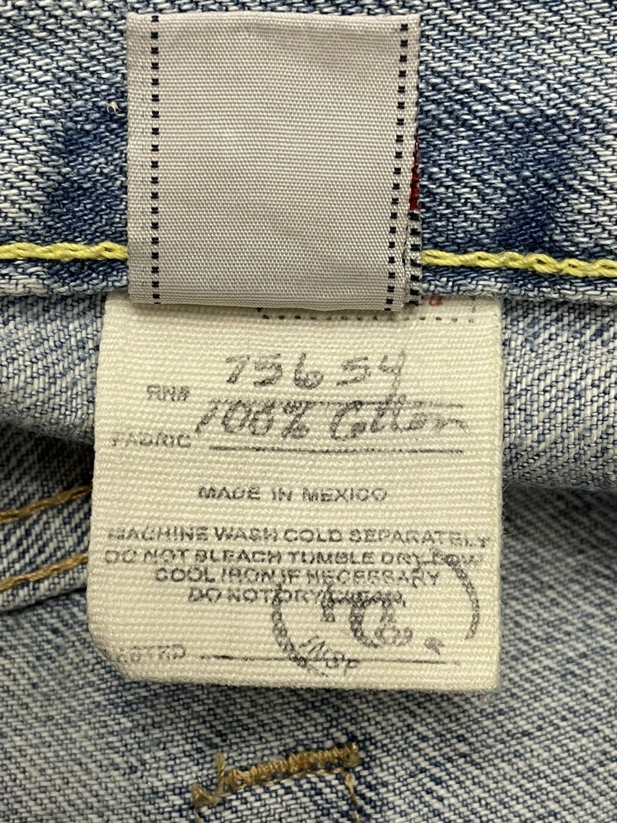 Abercrombie & Fitch Vintage ABERCROMBIE Thrashed Distressed Light Wash Denim Size US 34 / EU 50 - 11 Thumbnail