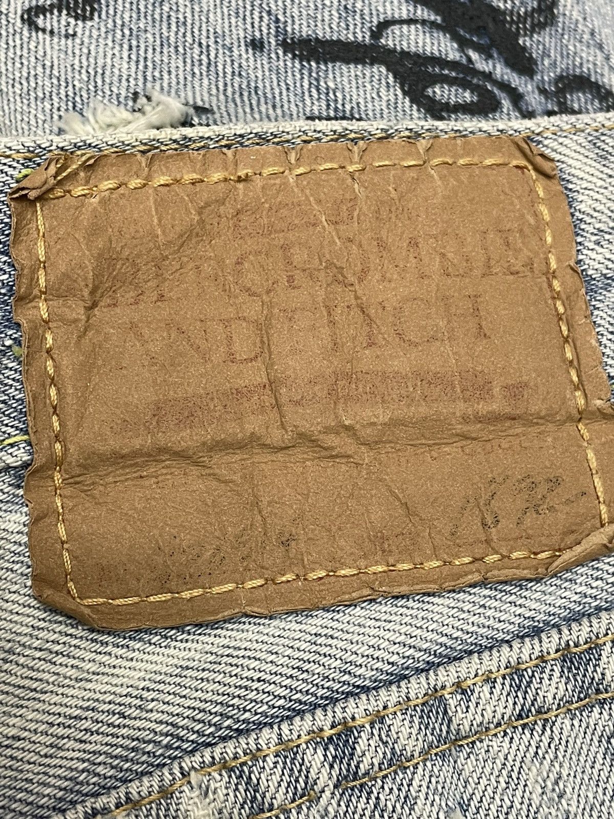 Abercrombie & Fitch Vintage ABERCROMBIE Thrashed Distressed Light Wash Denim Size US 34 / EU 50 - 13 Thumbnail