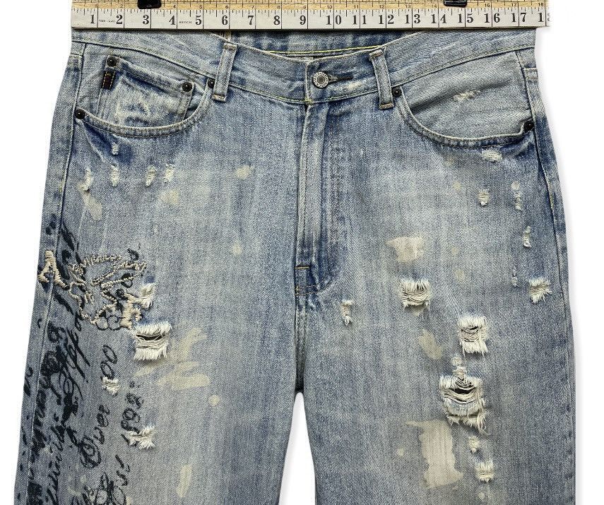 Abercrombie & Fitch Vintage ABERCROMBIE Thrashed Distressed Light Wash Denim Size US 34 / EU 50 - 14 Thumbnail
