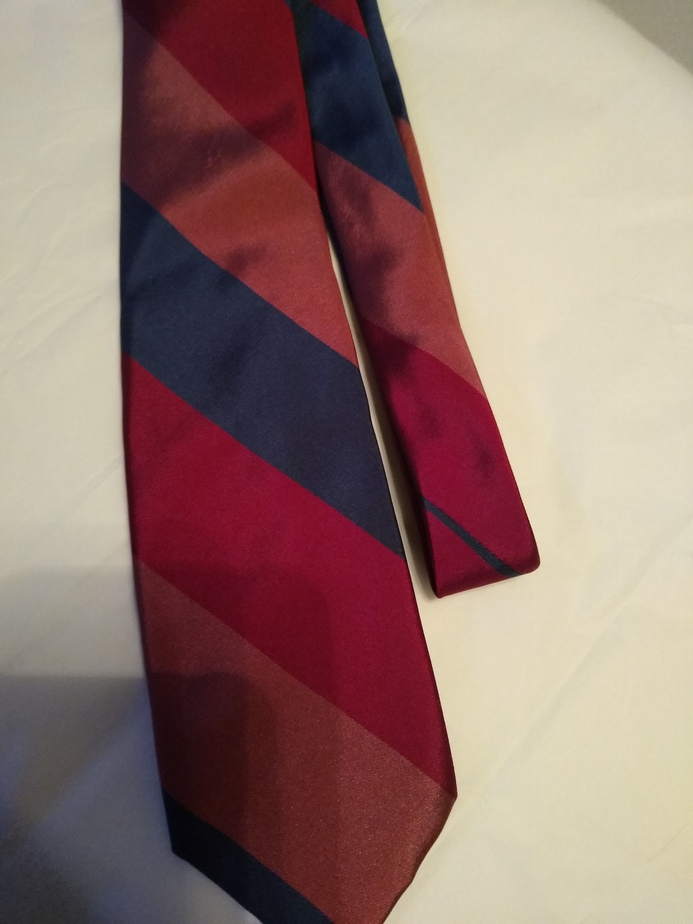 Oleg Cassini Vintage 100% Silk Striped Necktie Size ONE SIZE - 1 Preview